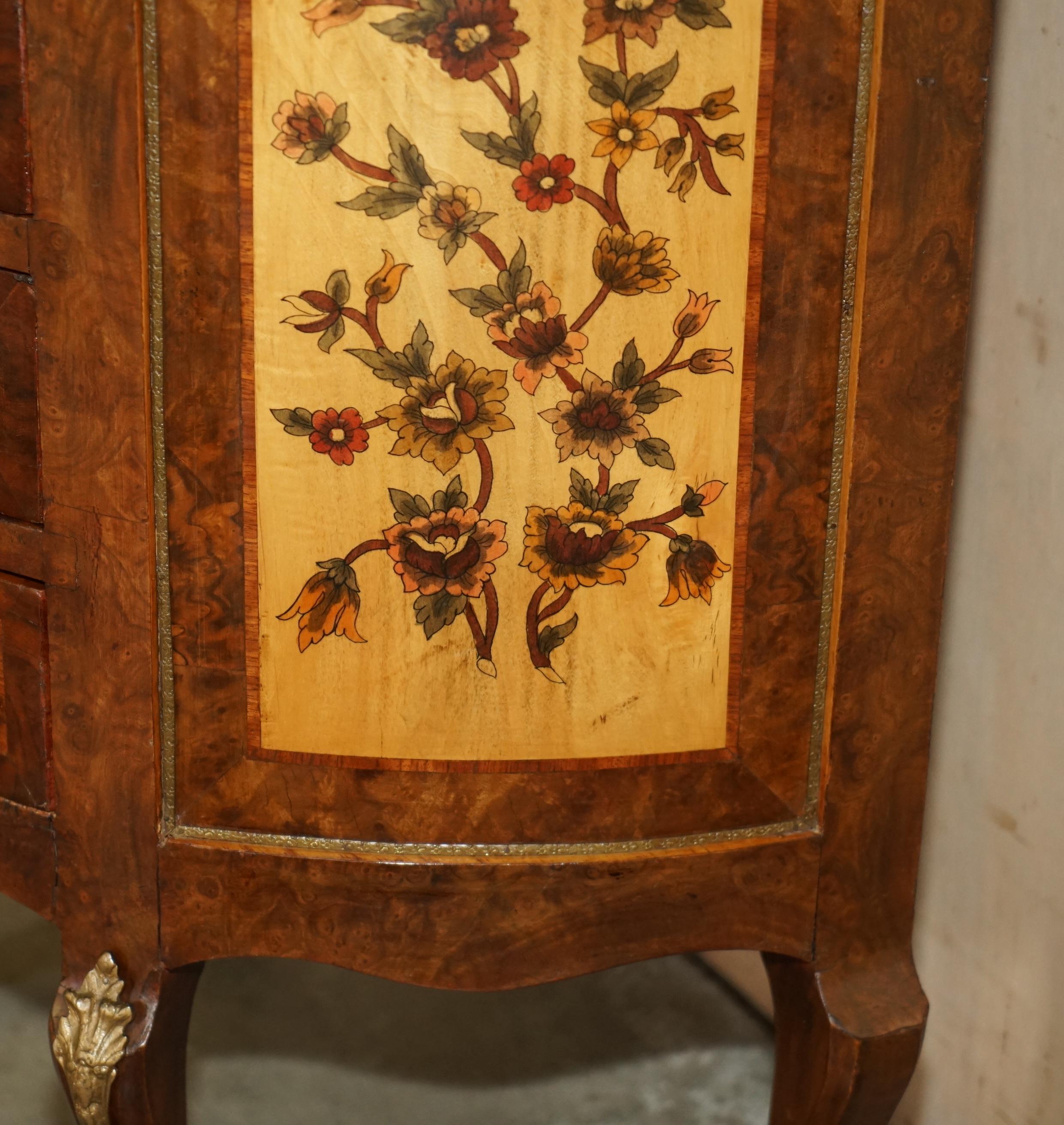 LOVELY FRENCH ViNTAGE PAINTED CIRCA 1940'S BURR WALNUT BRASS DEMI LUNE DRAWERS For Sale 5
