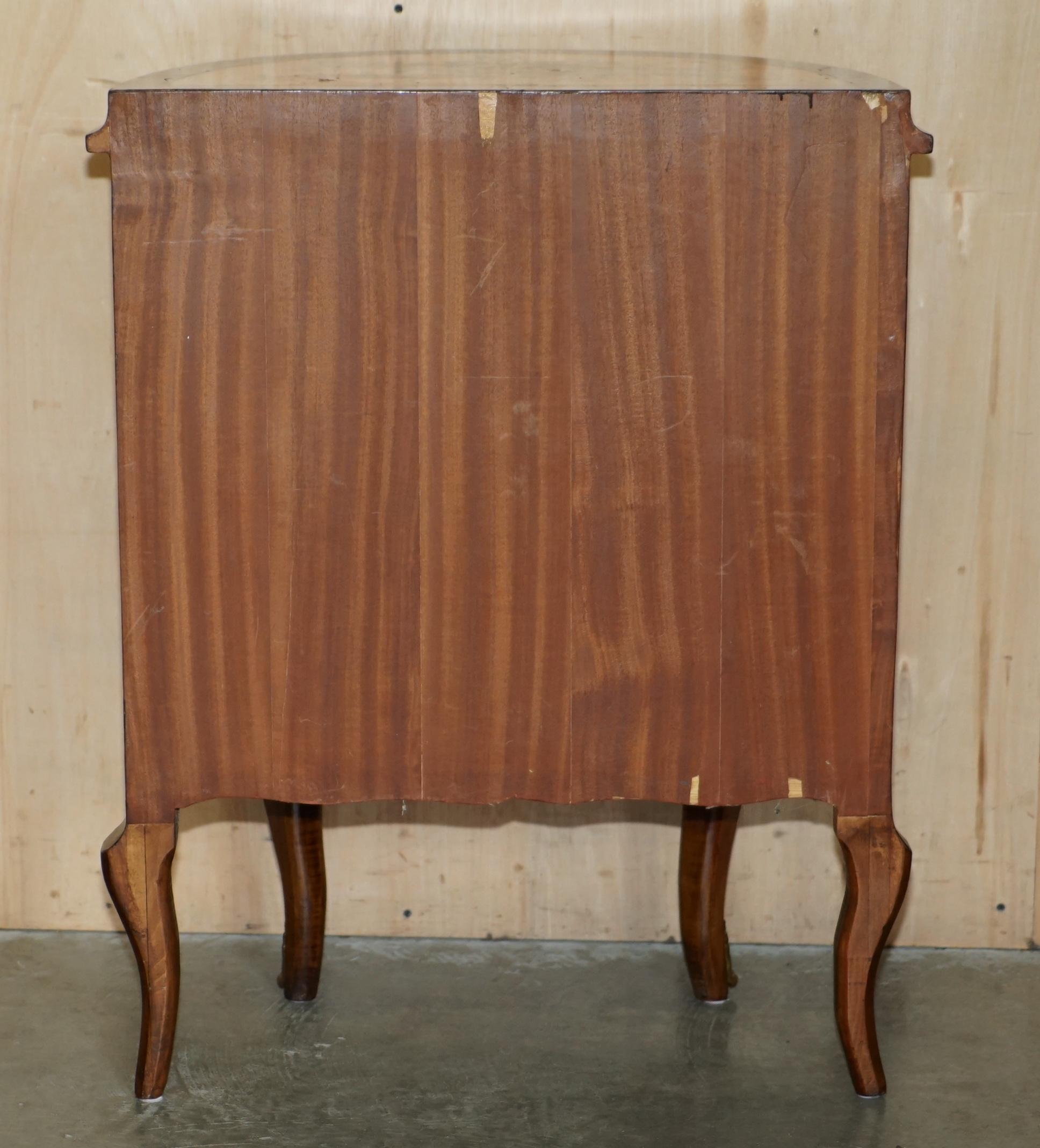 LOVELY FRENCH ViNTAGE PAINTED CIRCA 1940'S BURR WALNUT BRASS DEMI LUNE DRAWERS For Sale 13