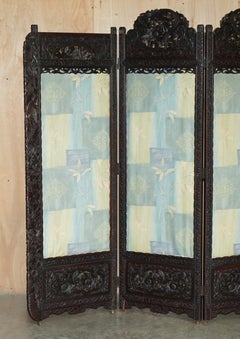 LOVELY FULL SIZED ANTiQUE CHINESE EXPORT HAND CARVED FOLDING SCREEN ROOM DIVIDER