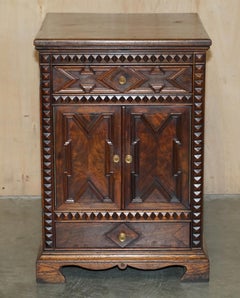 LOVELY FULLY RESTORED ANTIQUE JACOBEAN REVIVAL HAND CARVED SIDEBOARD CUPBOARDs