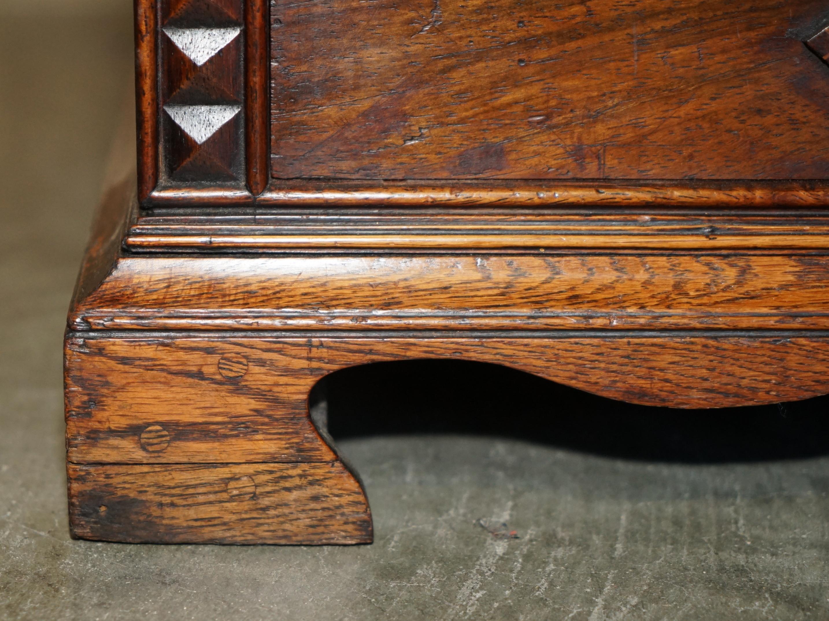 LOVELY FULLY RESTORED ANTIQUE JACOBEAN REVIVAL HAND CARVED SIDEBOARD CUPBOARDs For Sale 1