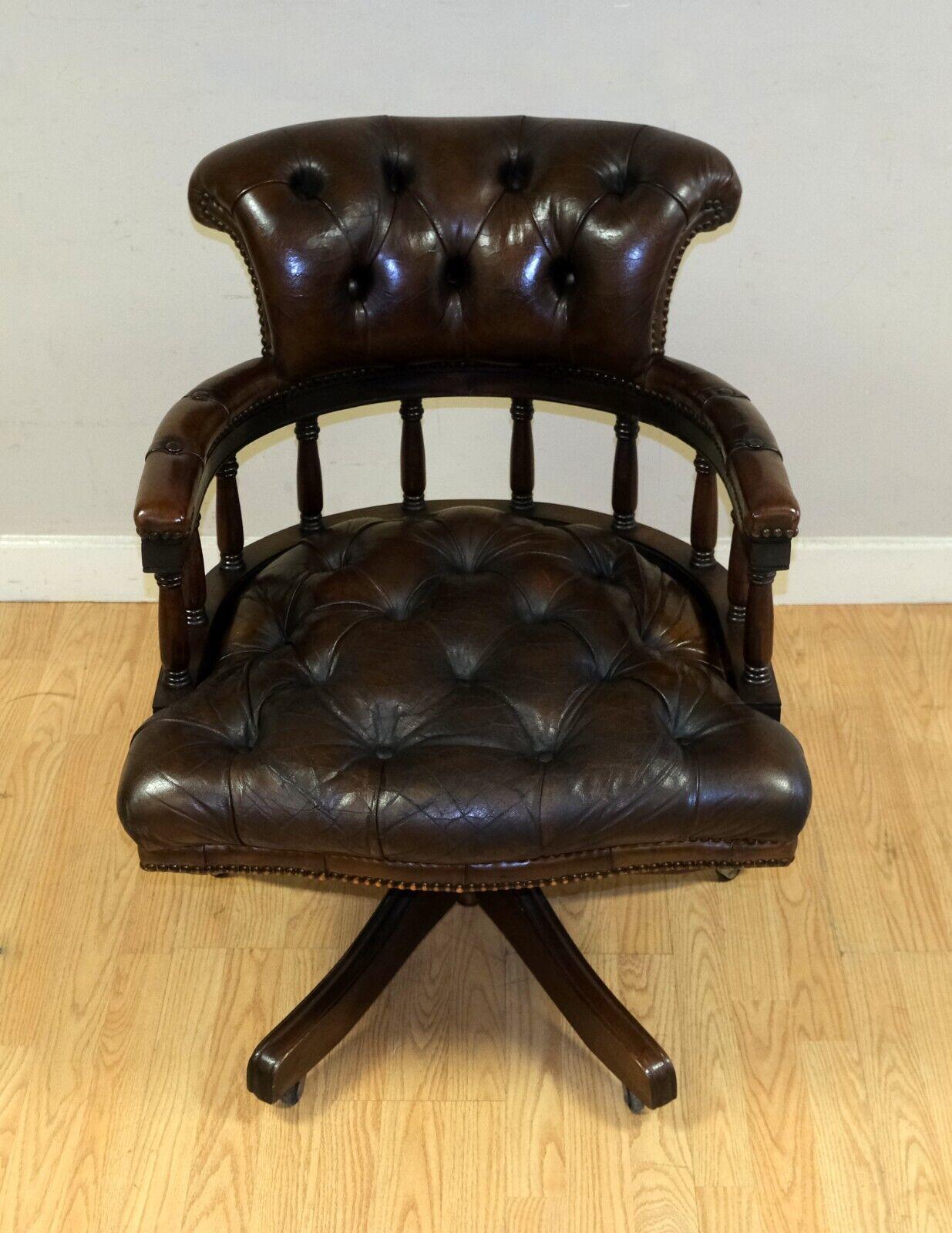 We are delighted to offer for sale this lovely fully restored oak frame chesterfield cigar brown leather captain armchair.

This piece combines style and attractiveness, which would add glamour to your office or any room. This piece has been