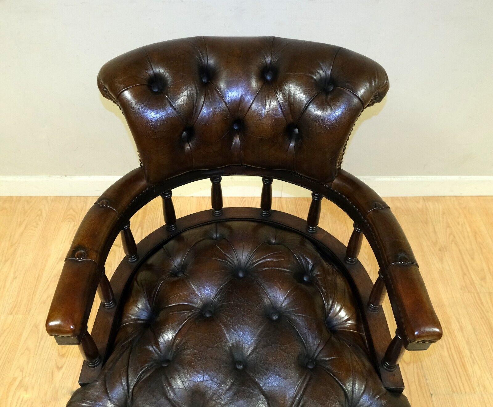Lovely Fully Restored Cigar Brown Leather Oak Chesterfield Captains Armchair 4