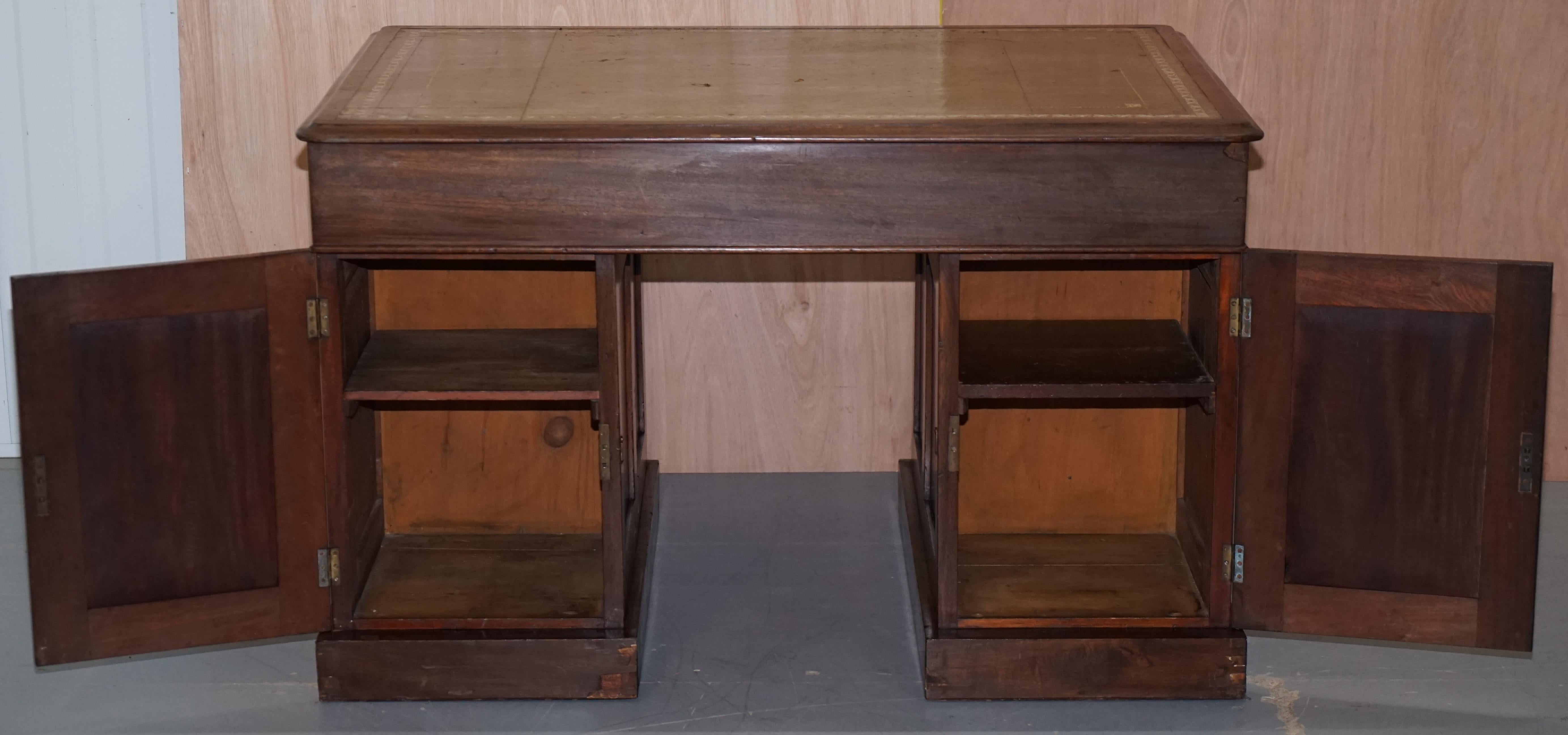 Lovely George III circa 1780 Double Sided Walnut Partner Desk Original Handles For Sale 6