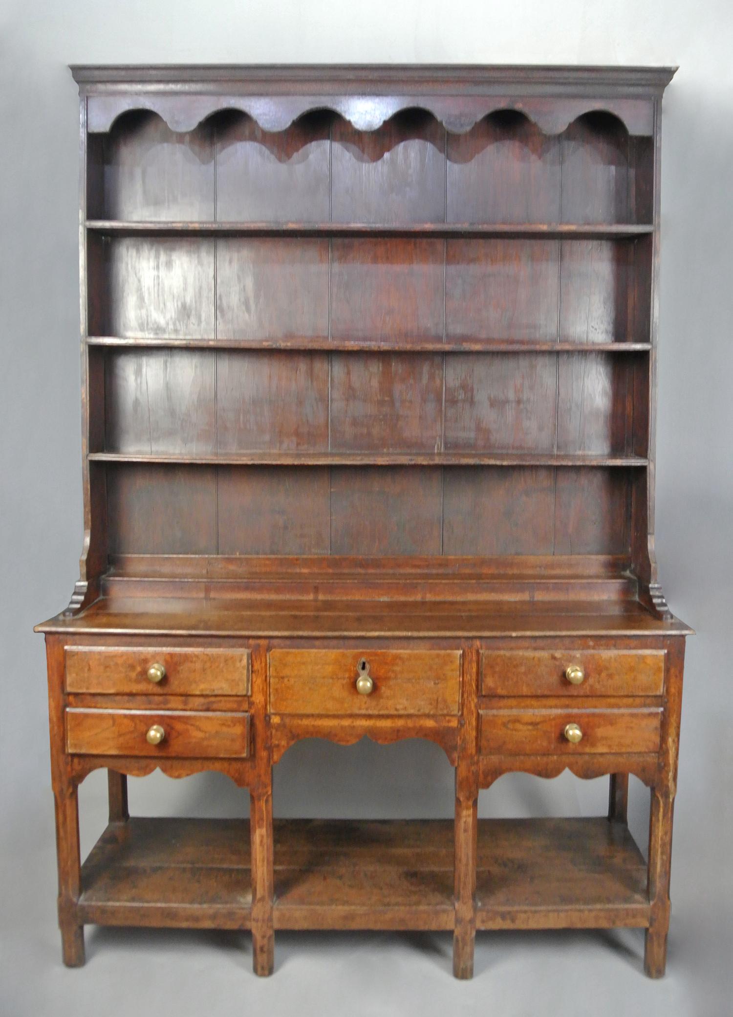 Lovely George III Oak and Elm Potboard Dresser c. 1800 1