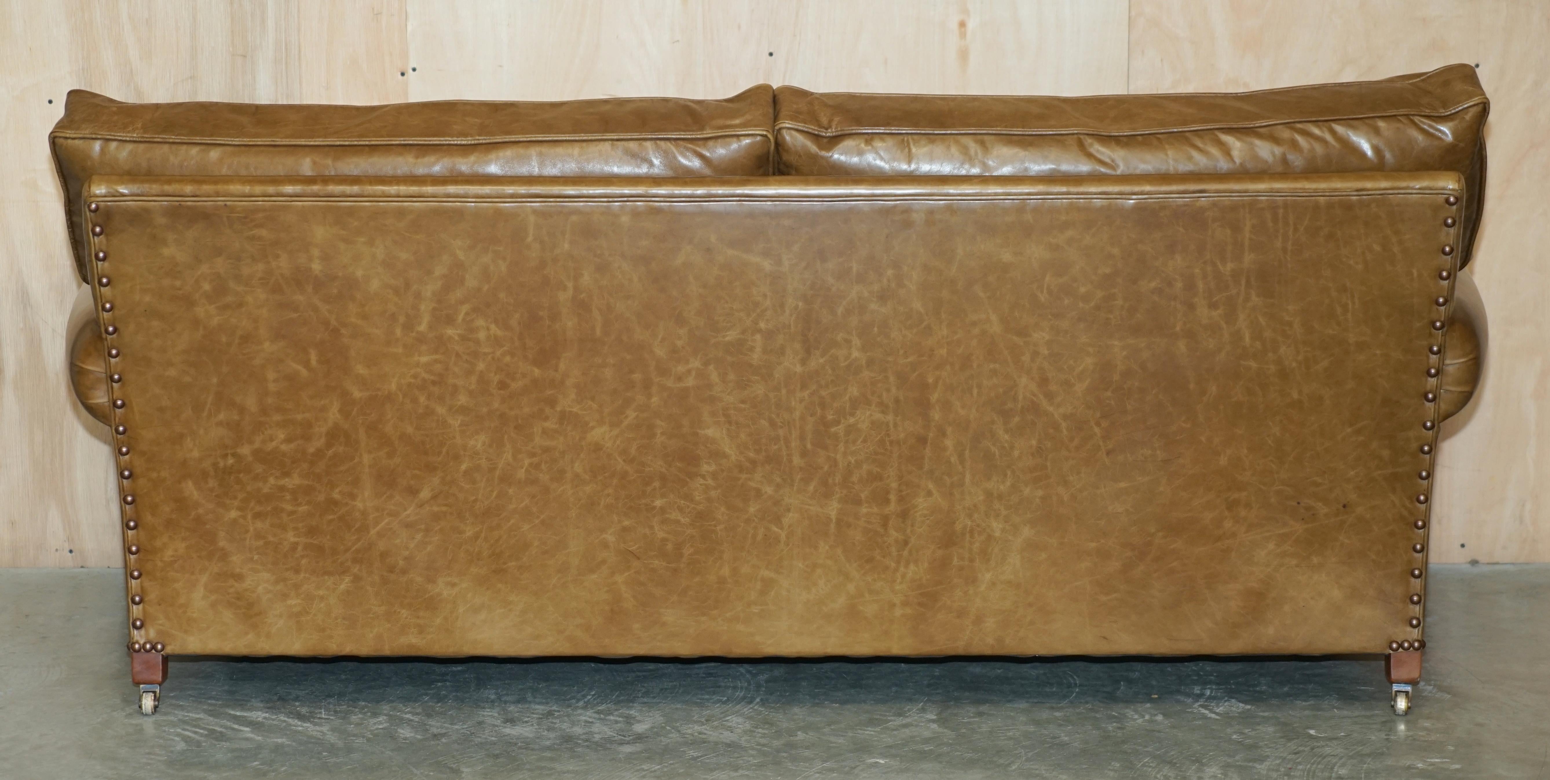 LOVELY GEORGE SMITH SCROLL CUSHiON BACK BROWN LEATHER SOFA en vente 11