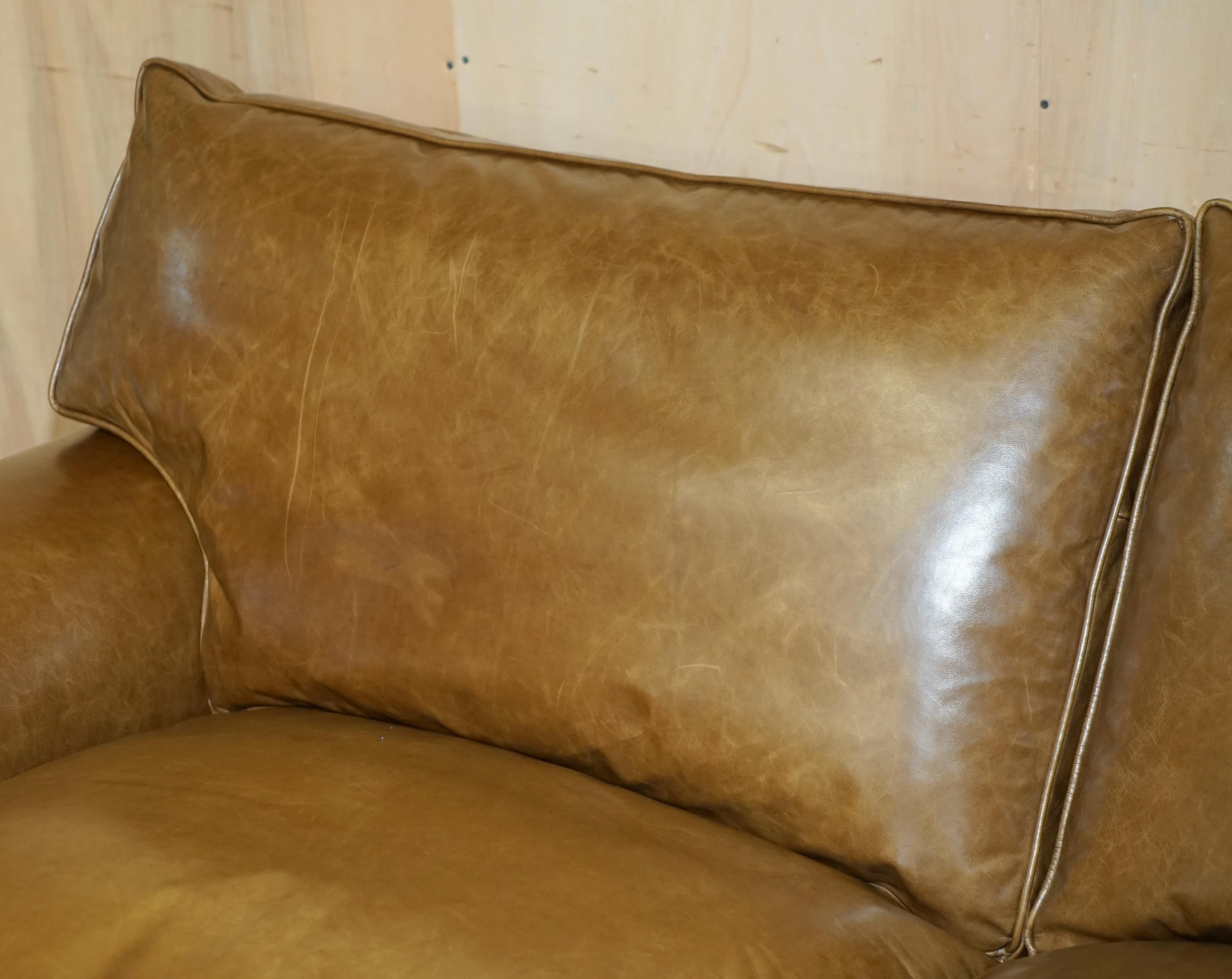 Anglais LOVELY GEORGE SMITH SCROLL CUSHiON BACK BROWN LEATHER SOFA en vente