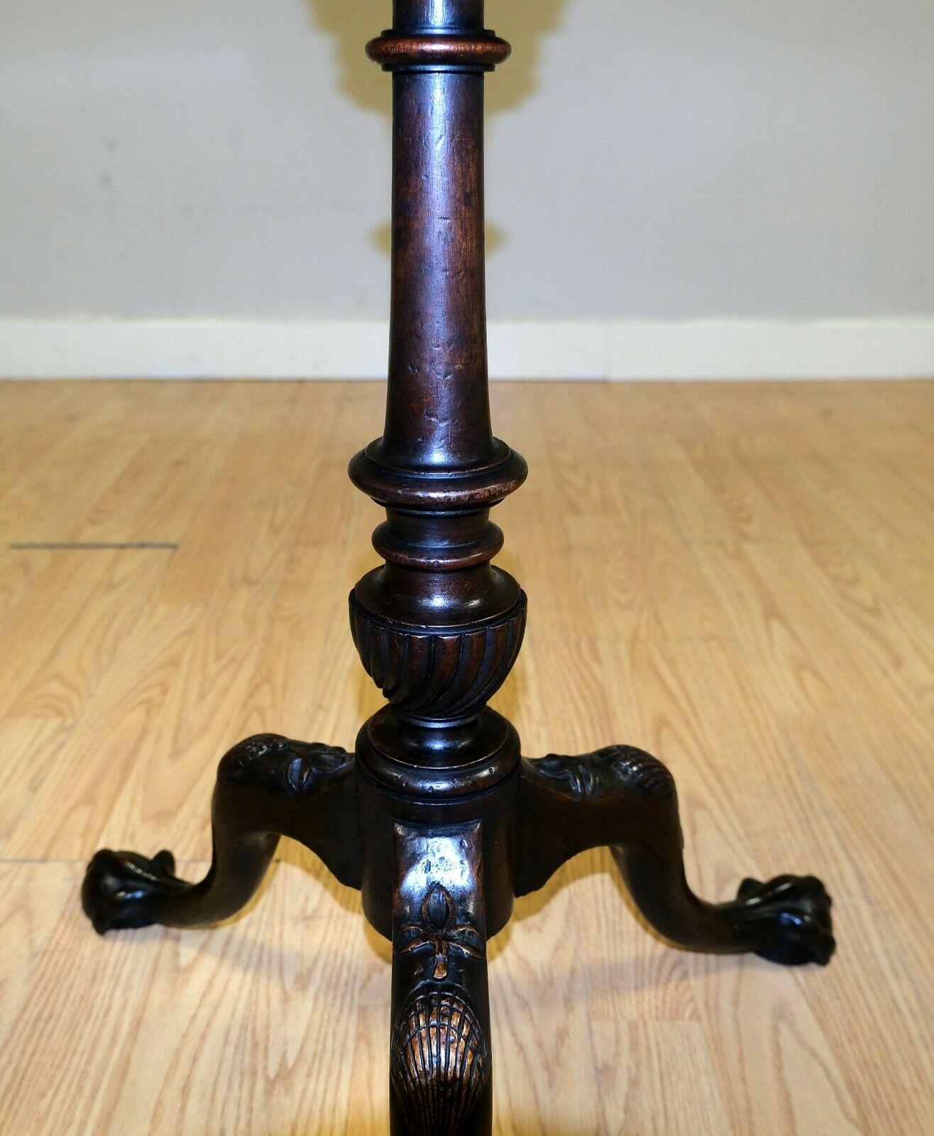 Hand-Crafted Lovely Georgian Hardwood Spindel Gallery Occasional/Side Table on Claw Feet For Sale