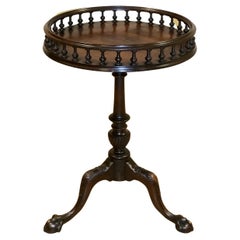 Lovely Georgian Hardwood Spindel Gallery Occasional/Side Table on Claw Feet