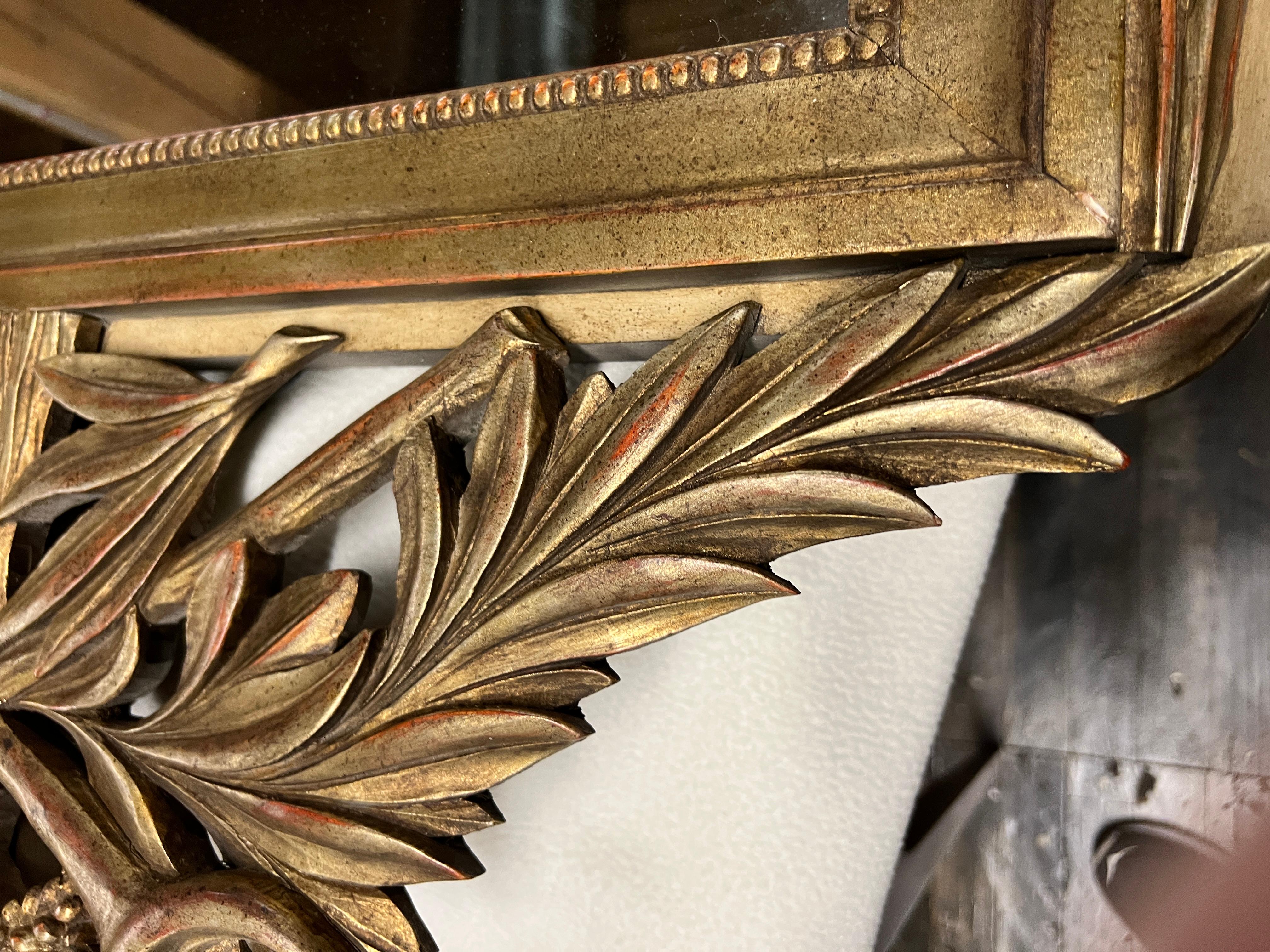 Precioso Espejo Dorado con Gavilla de Trigo, Media Luna y Hojas de Laurel en venta 12