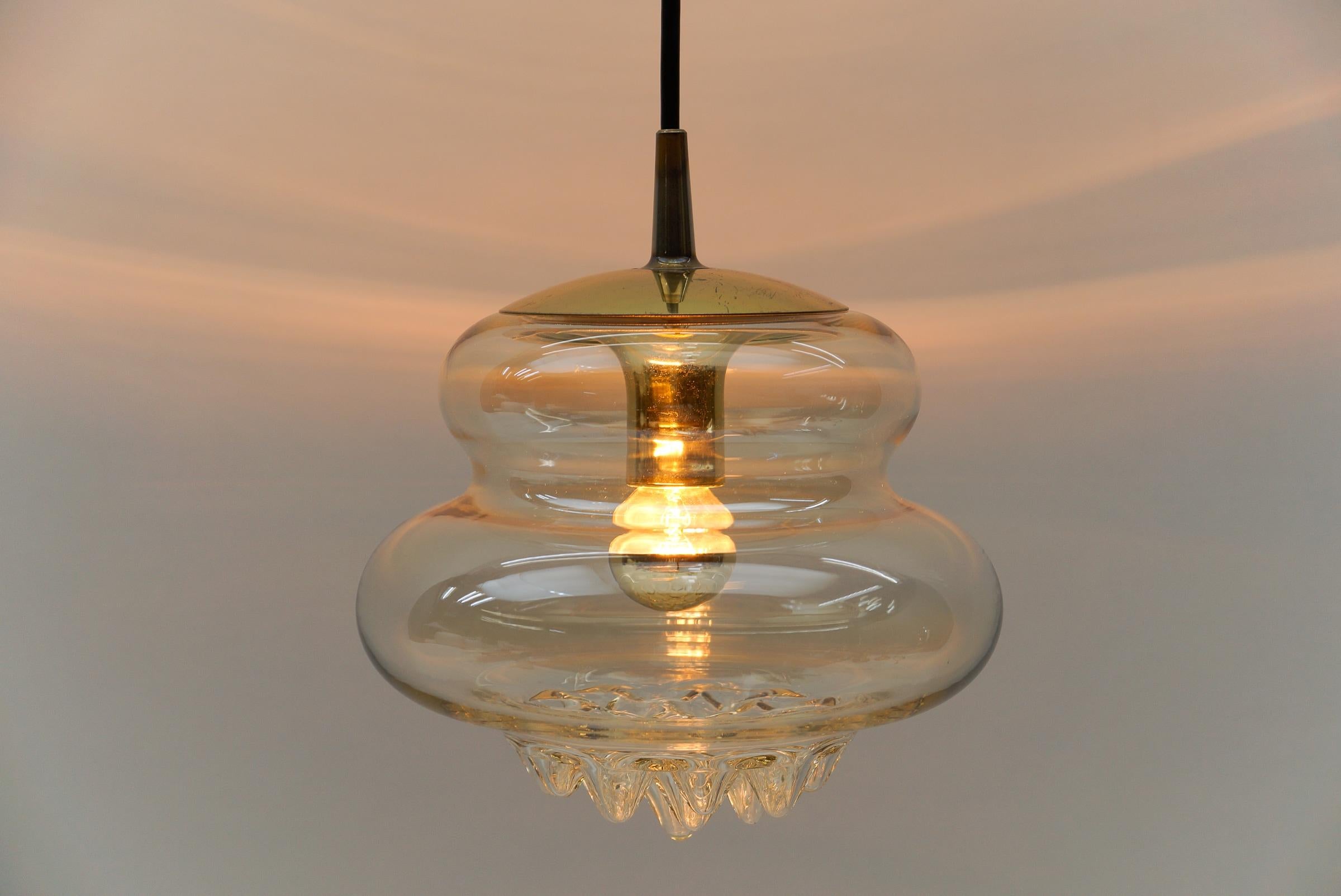 Lovely Glass Drops Ceiling Lamp by Peill & Putzler, 1970s In Good Condition For Sale In Nürnberg, Bayern