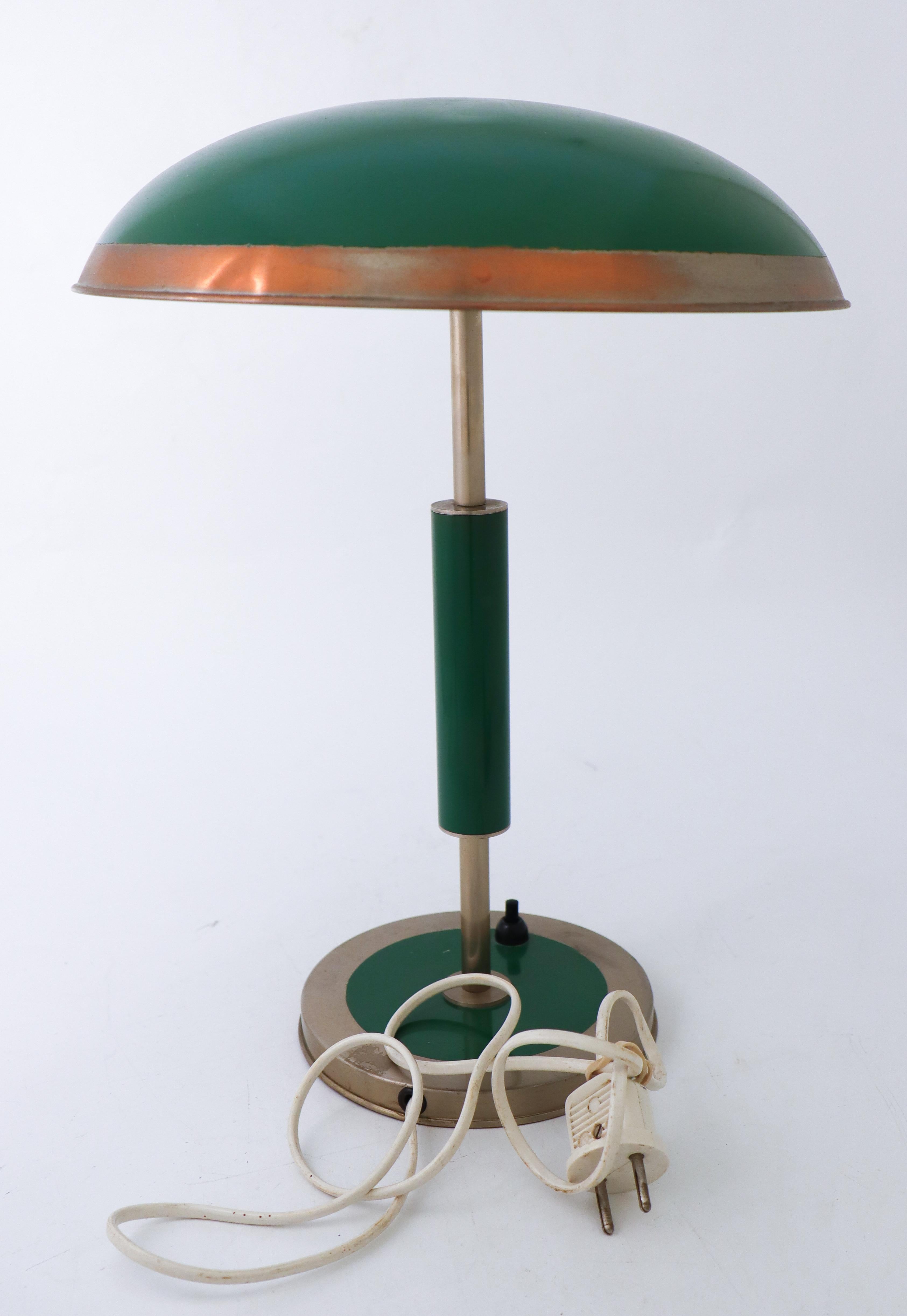 Lovely Green Art Deco Table Lamp with Tin Shade, Probably Sweden 1930-1940s For Sale 3