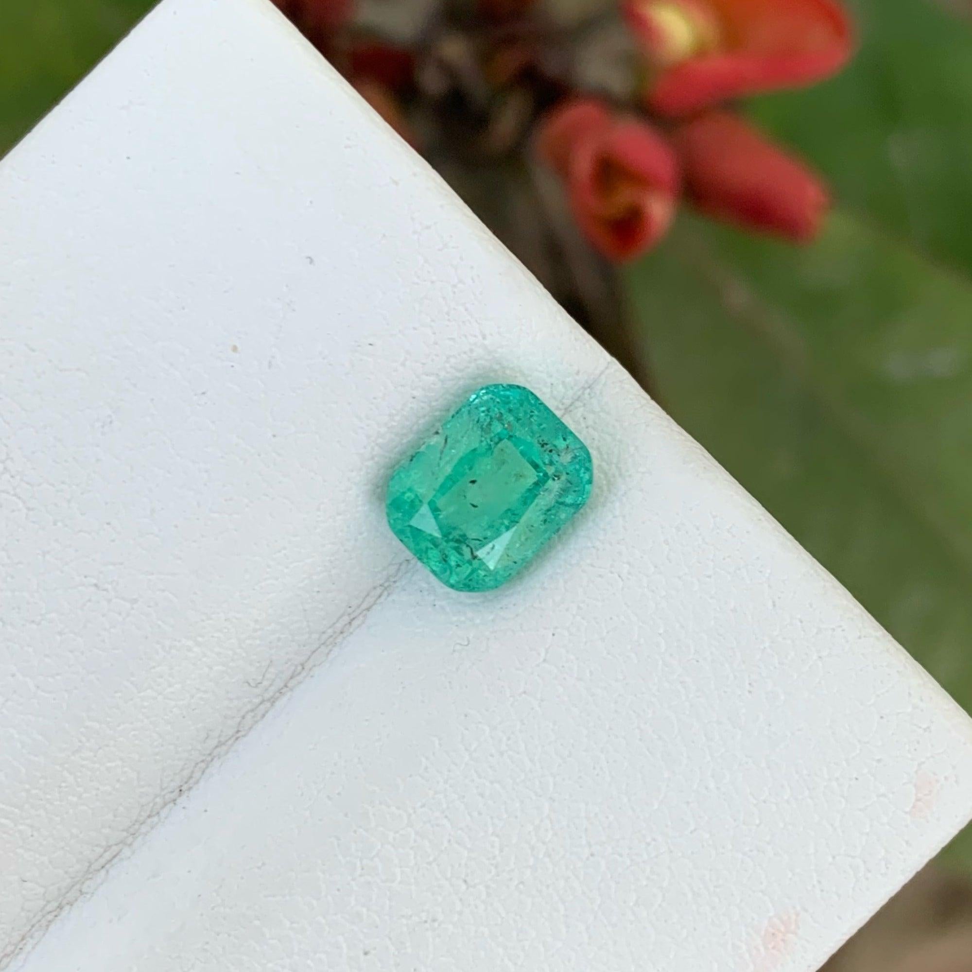 are emeralds always green