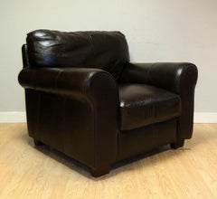 LOVELY HABITAT SALISBURY CHOCOLATE LEATHER ARMCHAiR ENGLISH ARMS RRP £560