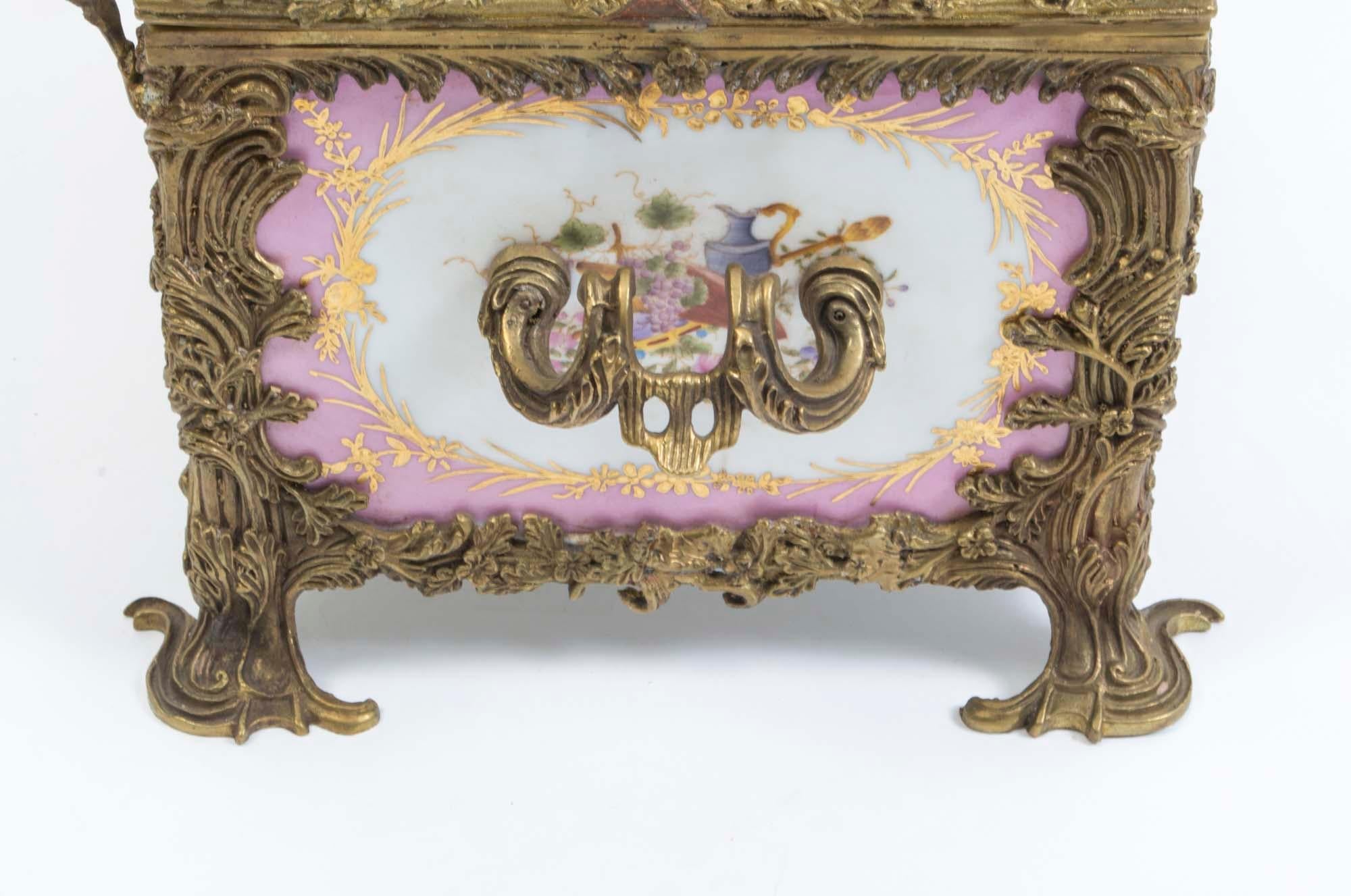 Lovely Hand Painted Sevres Style Porcelain Casket Pink 8