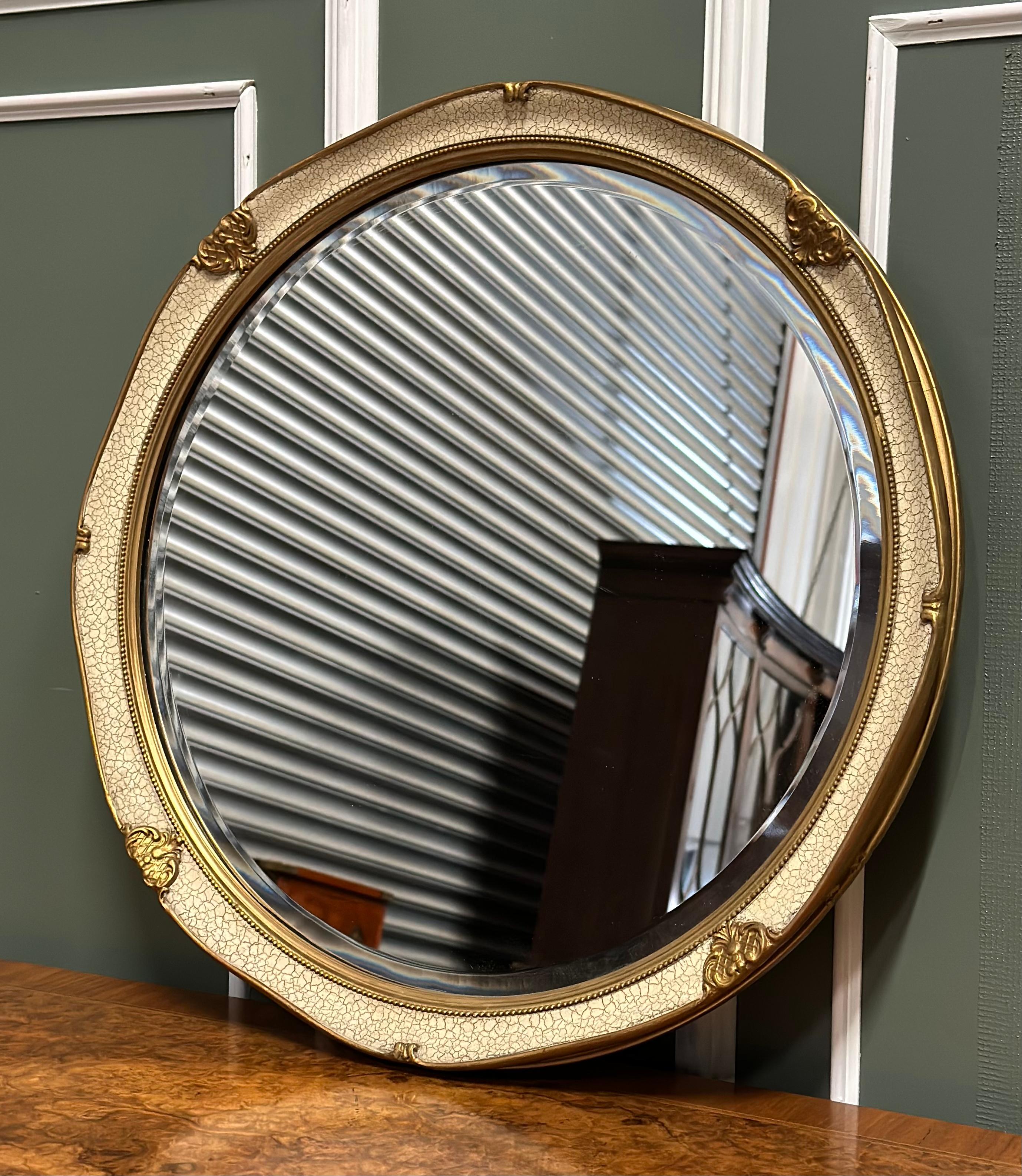 British Lovely Hand Painted White Round Wall Mirror with Gilt Detail For Sale
