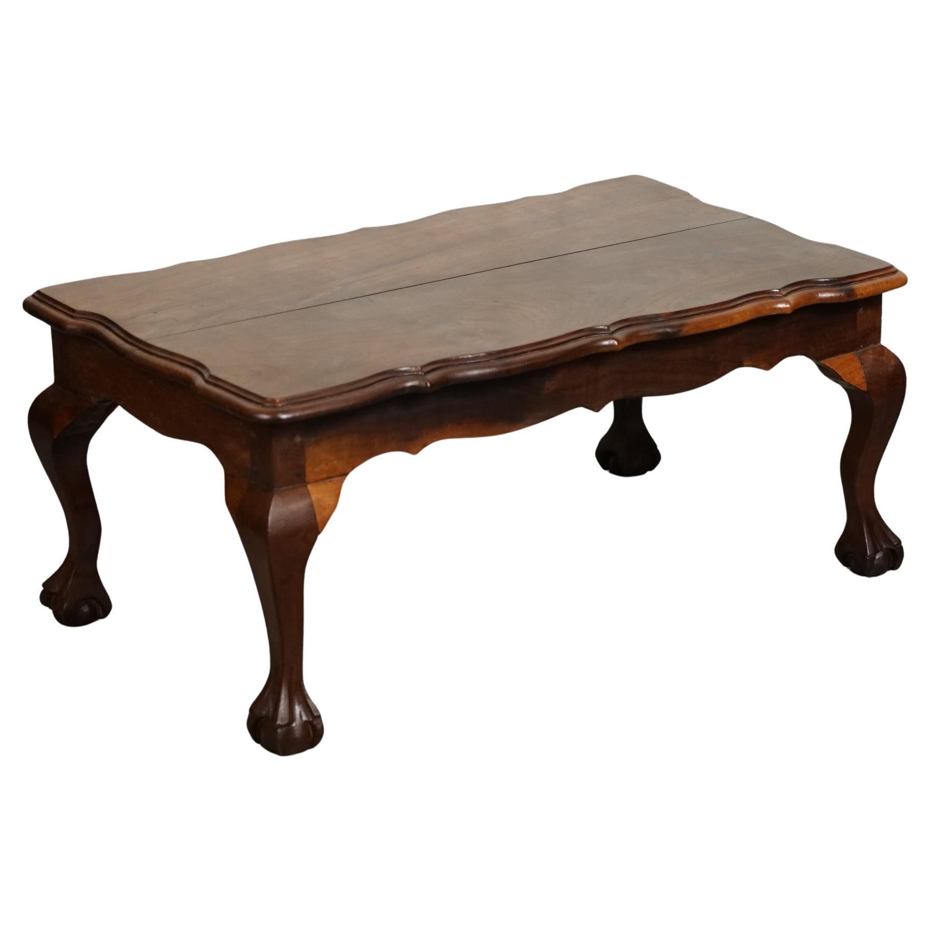 LOVELY HARDWOOD COFFEE TABLE ON CLAW & BALL FEETs j1