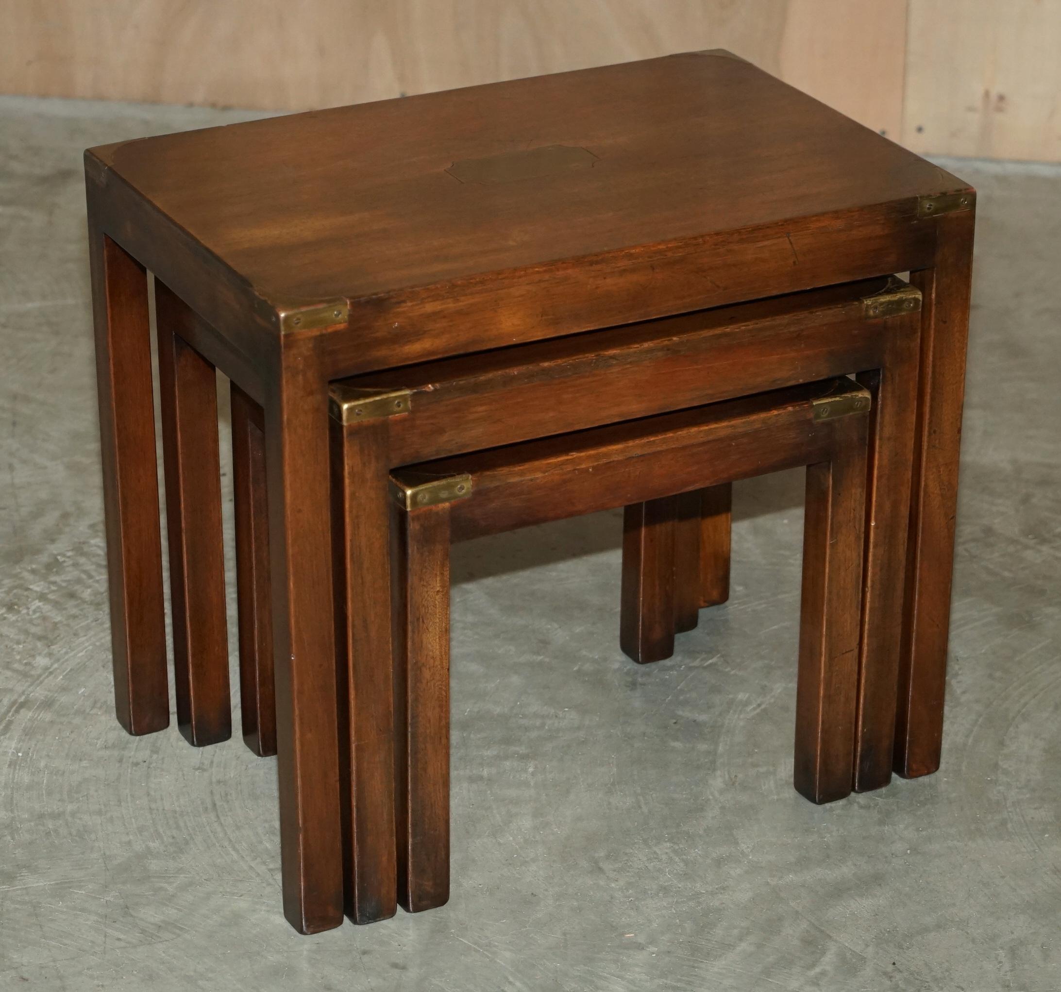 Hand-Crafted Lovely Harrods Kennedy Coffee & Side Table Nest of Tables Military Campaign For Sale