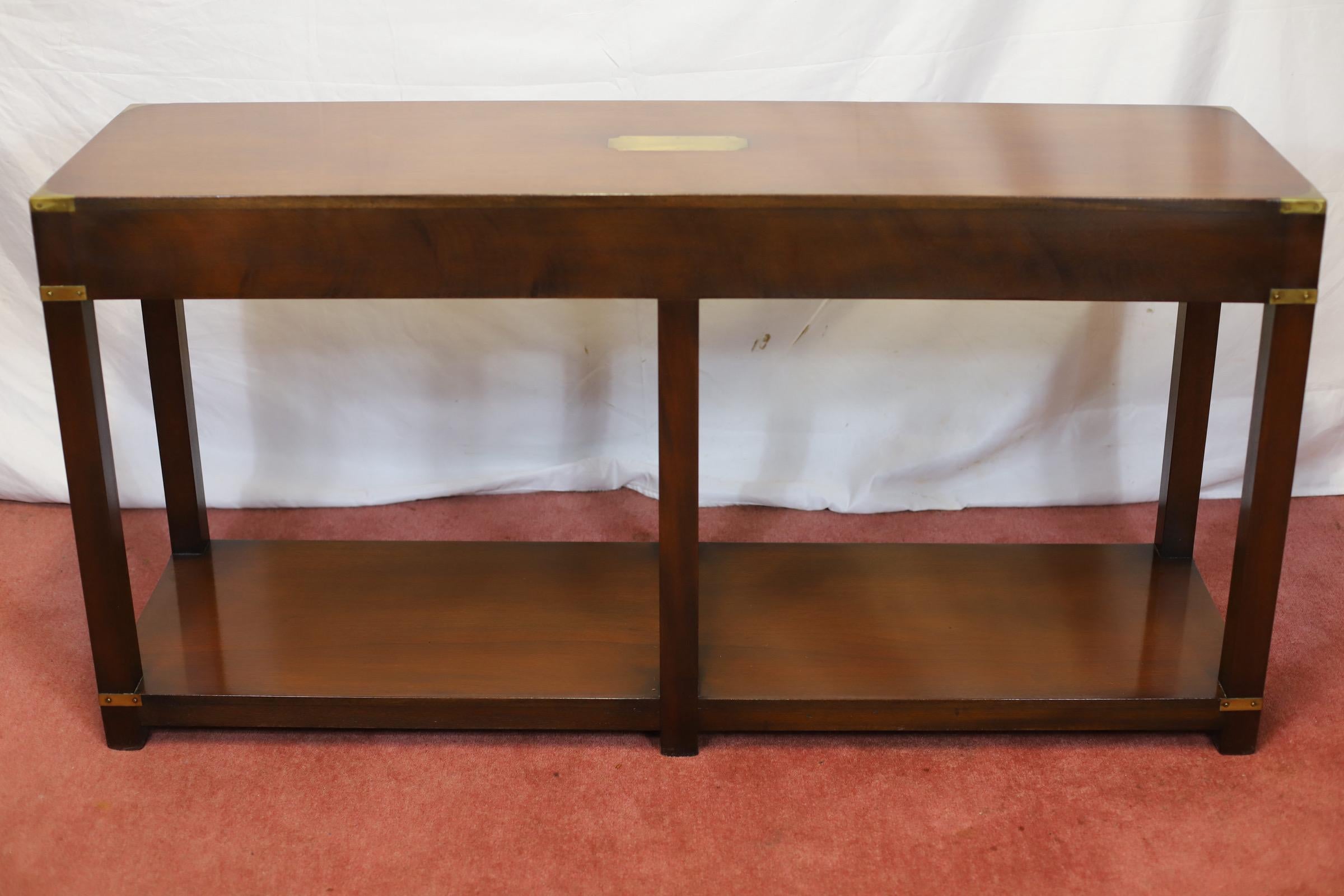 Schöner Harrods London R.E.H Kennedy Military Campaigner Konsolentisch (Messing) im Angebot