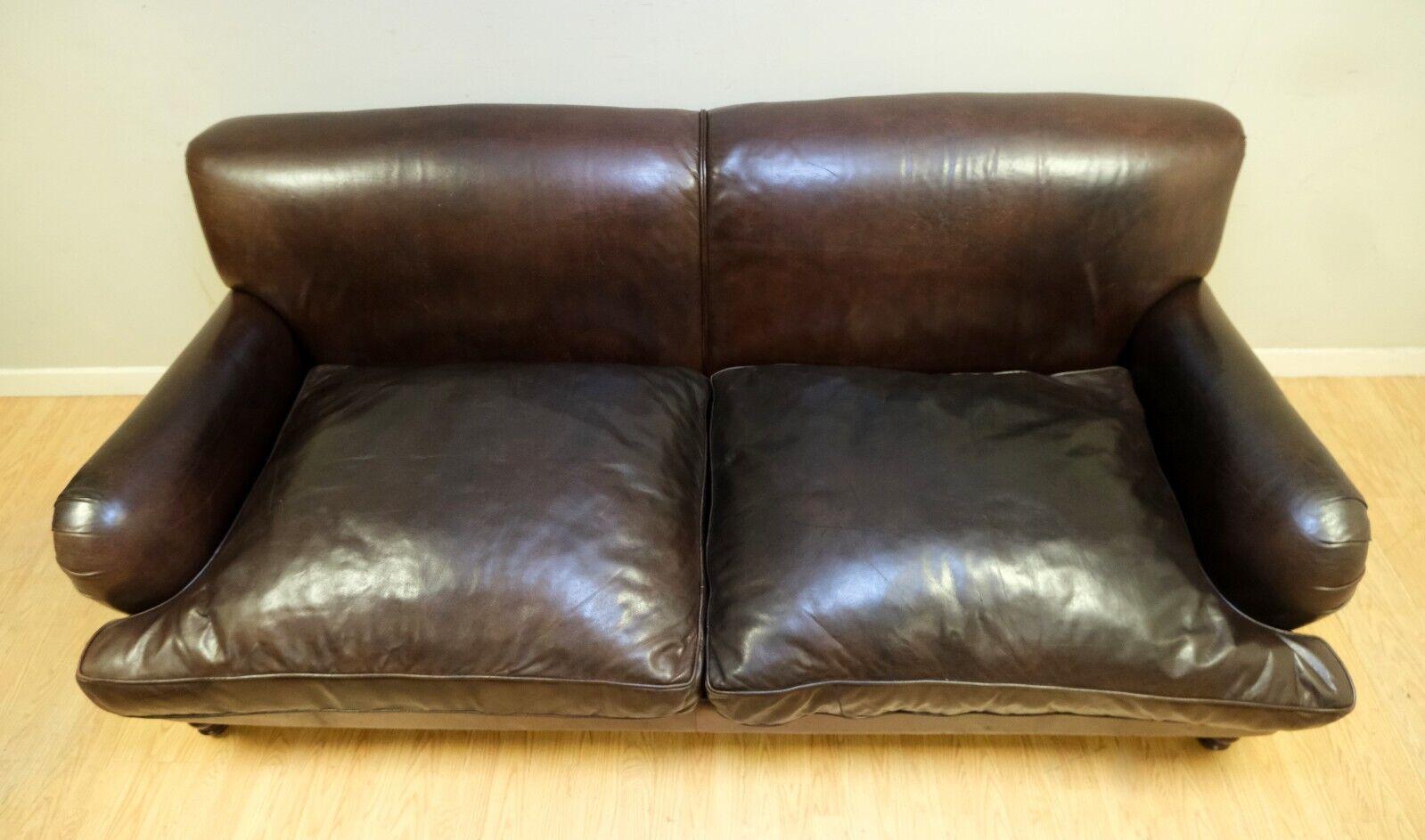 Anglais LOVELY HOWARD STYLE BROWN THREE SEATER LEATHER SOFA REVERSIBLE CUSHIONS