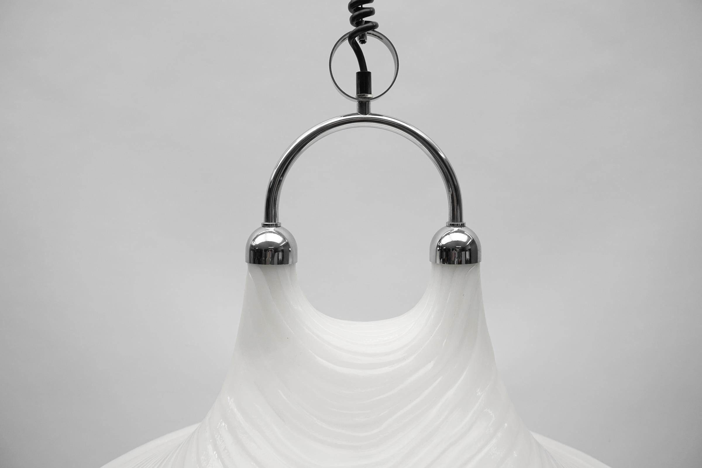 Énorme lampe organique de Gebrüder Cosack, datant des années 1970, d'une grande modernité du milieu du siècle dernier en vente 1