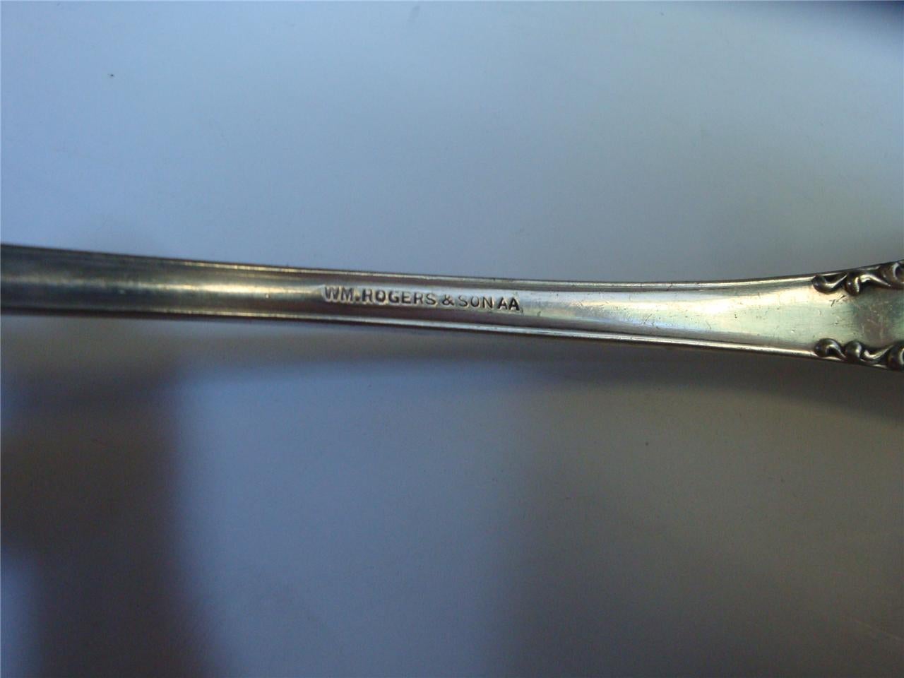 Lovely Impressive Rare William Rogers Antique Silver Soup Spoon Ladle In Good Condition In New York, NY