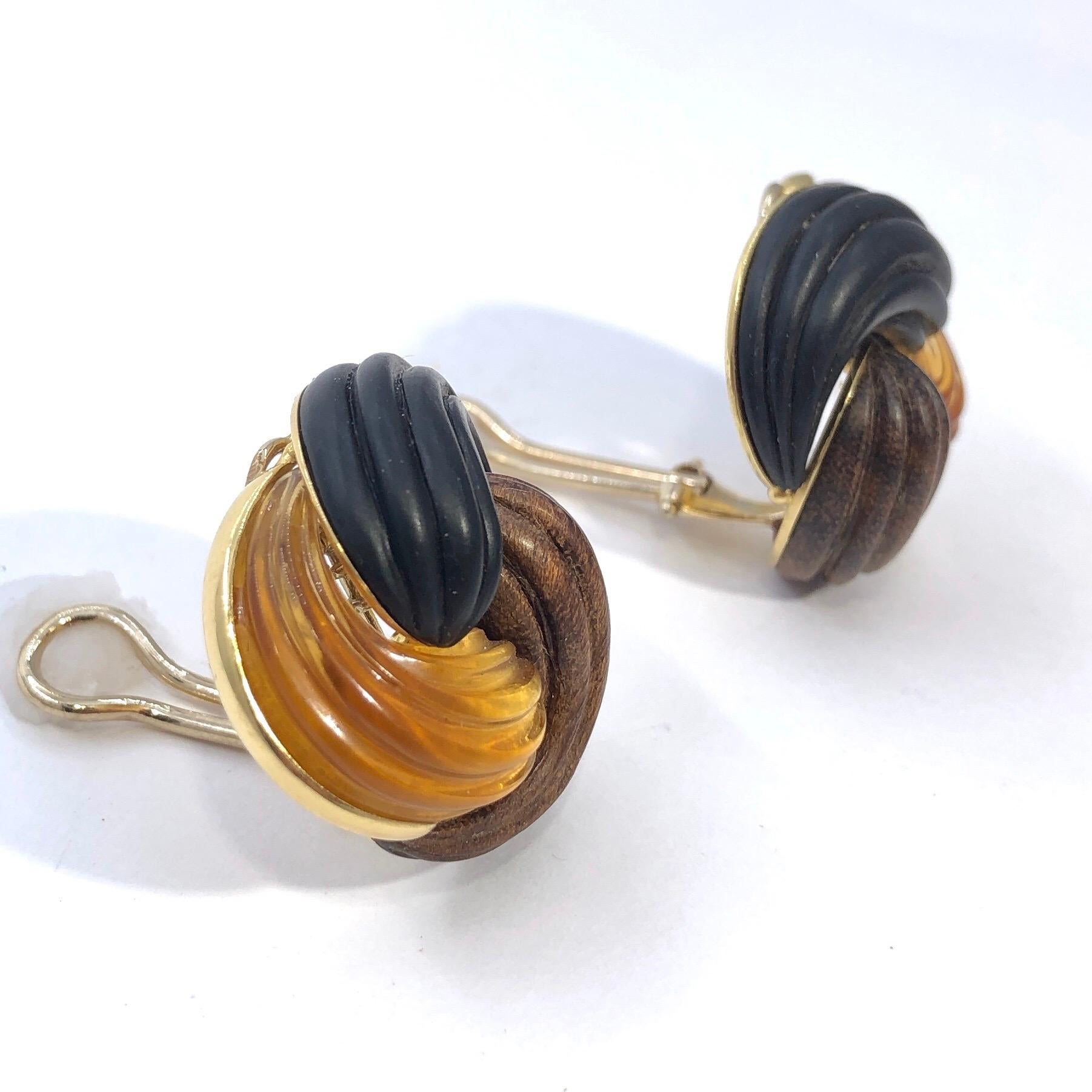 Lovely Italian Autumn Colored Fluted Woods, Amber and Gold Knot Style Earrings In Good Condition In Palm Beach, FL