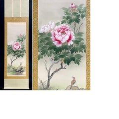 Lovely Japanese 20th c Scroll by Ryuji Shinba, Flowers and Bird. Lovley quality