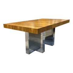 Preciosa Mesa de Comedor de Madera Lacada Base Cruciforme de Acero Pulido
