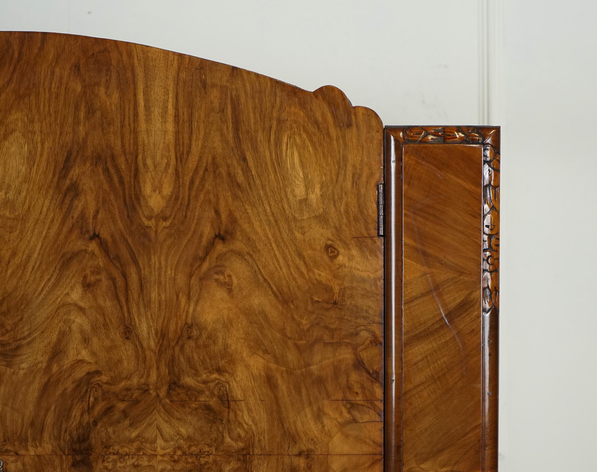 Noce LOVELY LARGE ART DECO BURR WALNUT WARDROBe in vendita