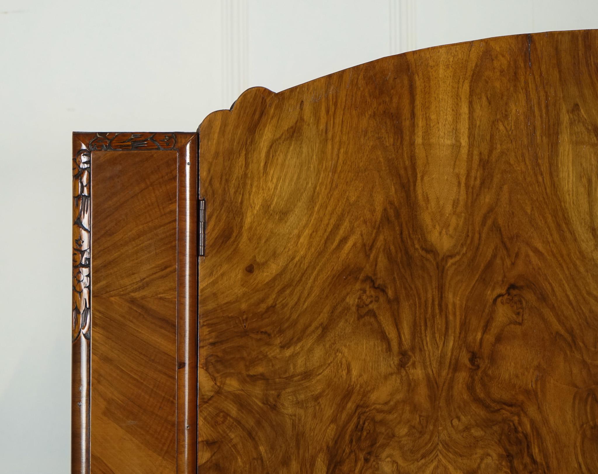 LOVELY LARGE ART DECO BURR WALNUT WARDROBe in vendita 1