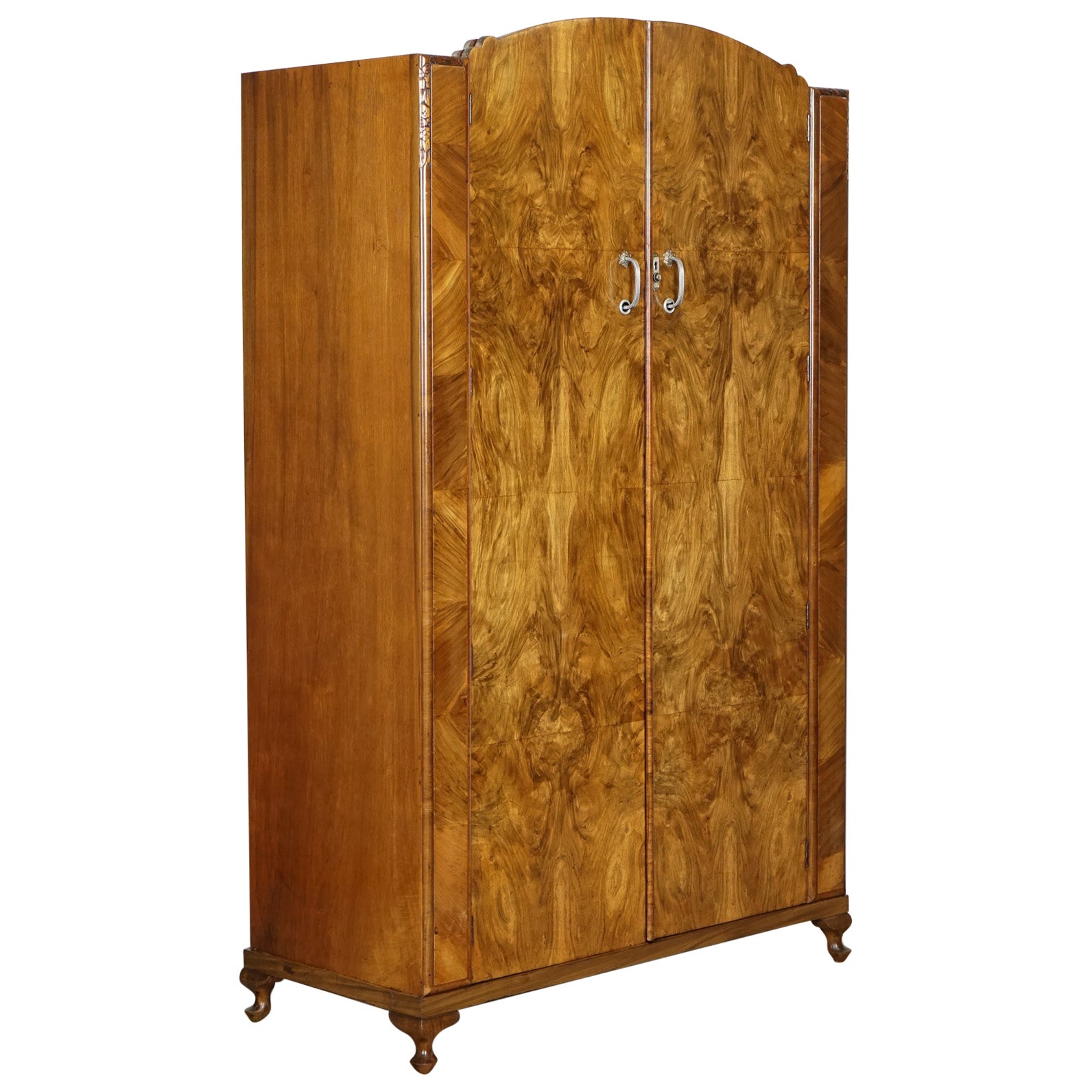 LOVELY LARGE ART DECO BURR WALNUT WARDROBe