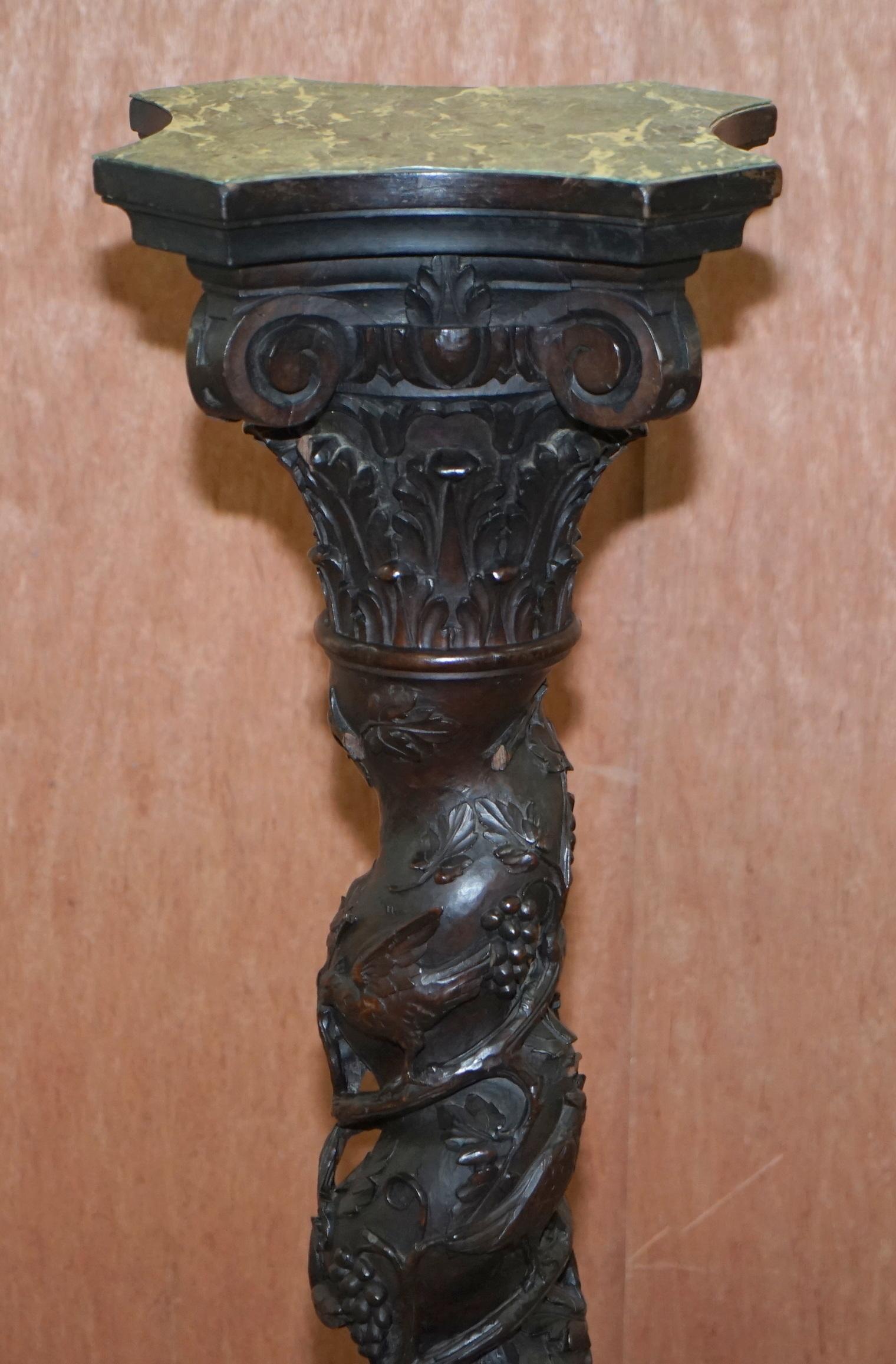 Schöne große handgeschnitzte korinthische Säule Jardiner Stand für Antiquitäten Display (Handgefertigt) im Angebot