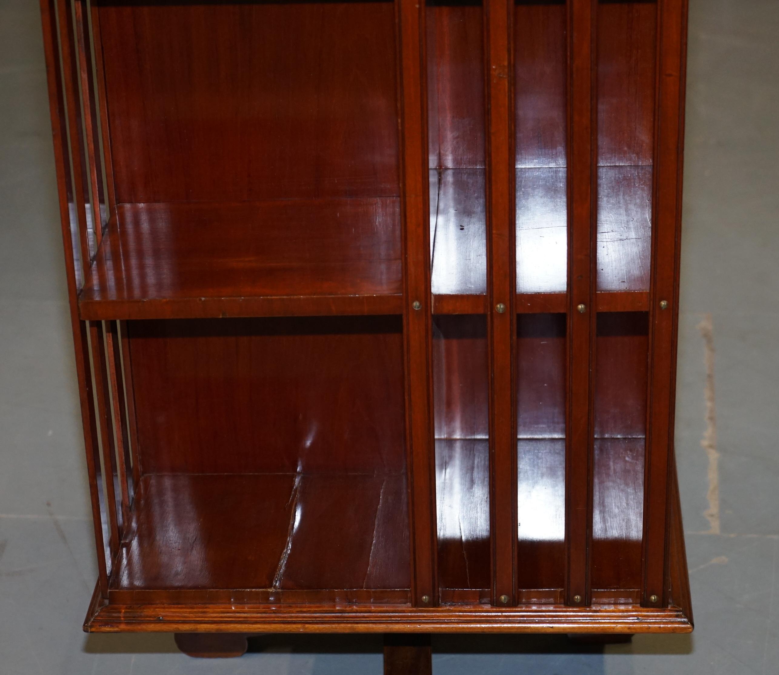 LOVELY LARGE SCALED CIRCA 1900 EDWARDIAN WALNUT REVOLViNG BOOKCASE GOOD STORAGE 8