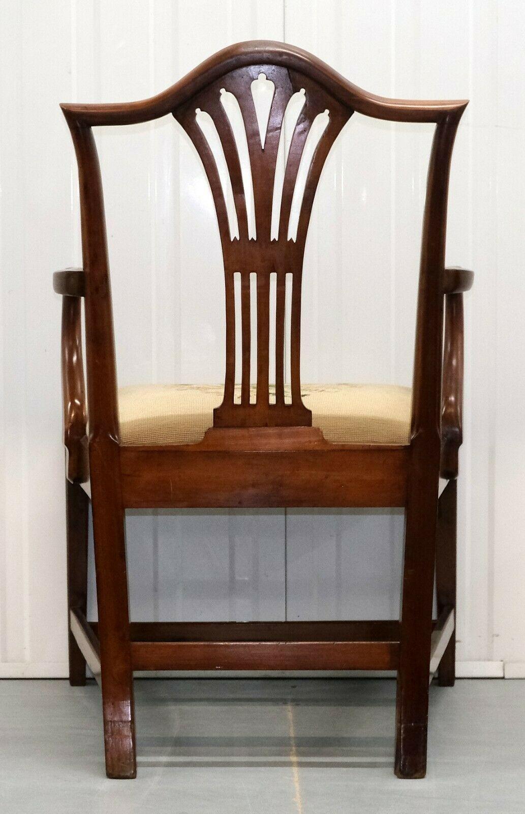 English Lovely Late 19th Century Hepplewhite Hardwood Armchair on Shield Shape Back For Sale