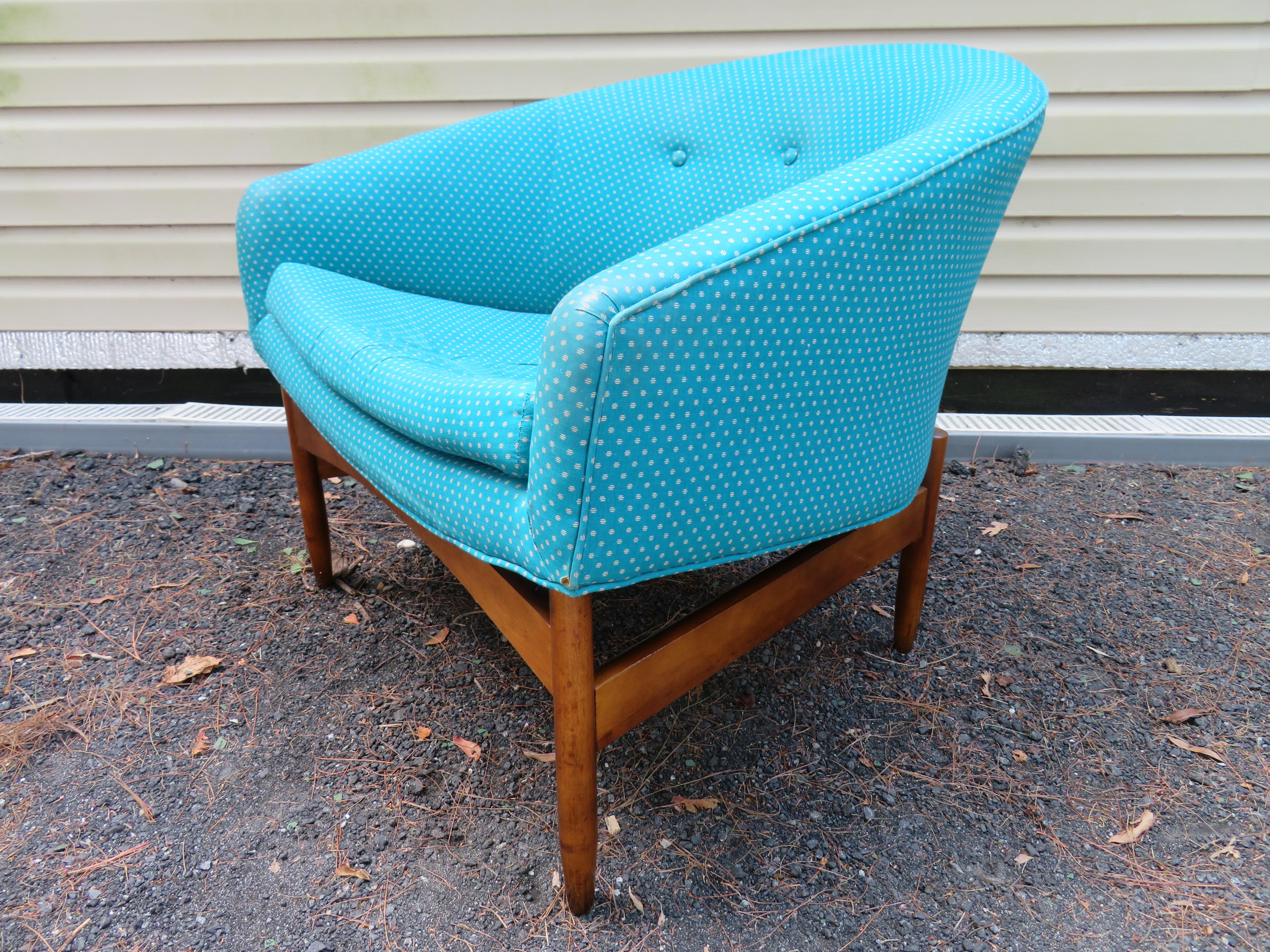 Lovely Lawrence Peabody Sculptural Walnut Lounge Chair, Mid-Century Modern 4