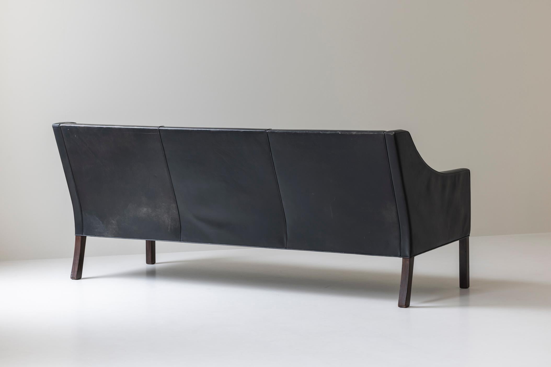 Charmant canapé en cuir 2209 conçu par Børge Mogensen pour Fredericia, Danemark 1963 Bon état - En vente à Antwerp, BE