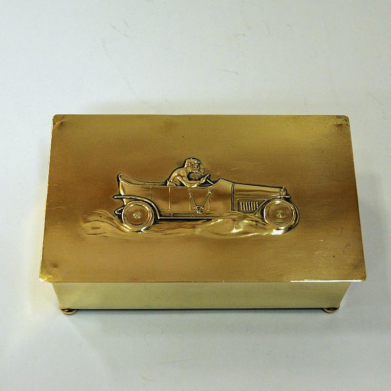 Lovely Lidded Brass Box by Eisenacher Motorenwerk WTF 1910-1920, Germany In Good Condition For Sale In Stockholm, SE
