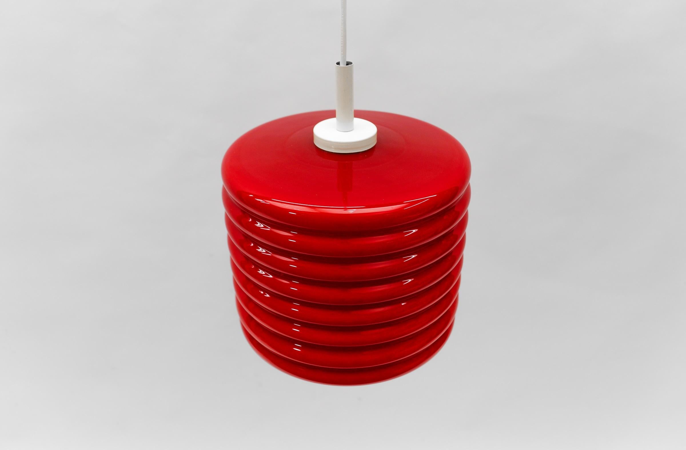 Lovely Lipstick Red Glass Ceiling Lamp by Peill & Putzler, 1970s In Good Condition In Nürnberg, Bayern