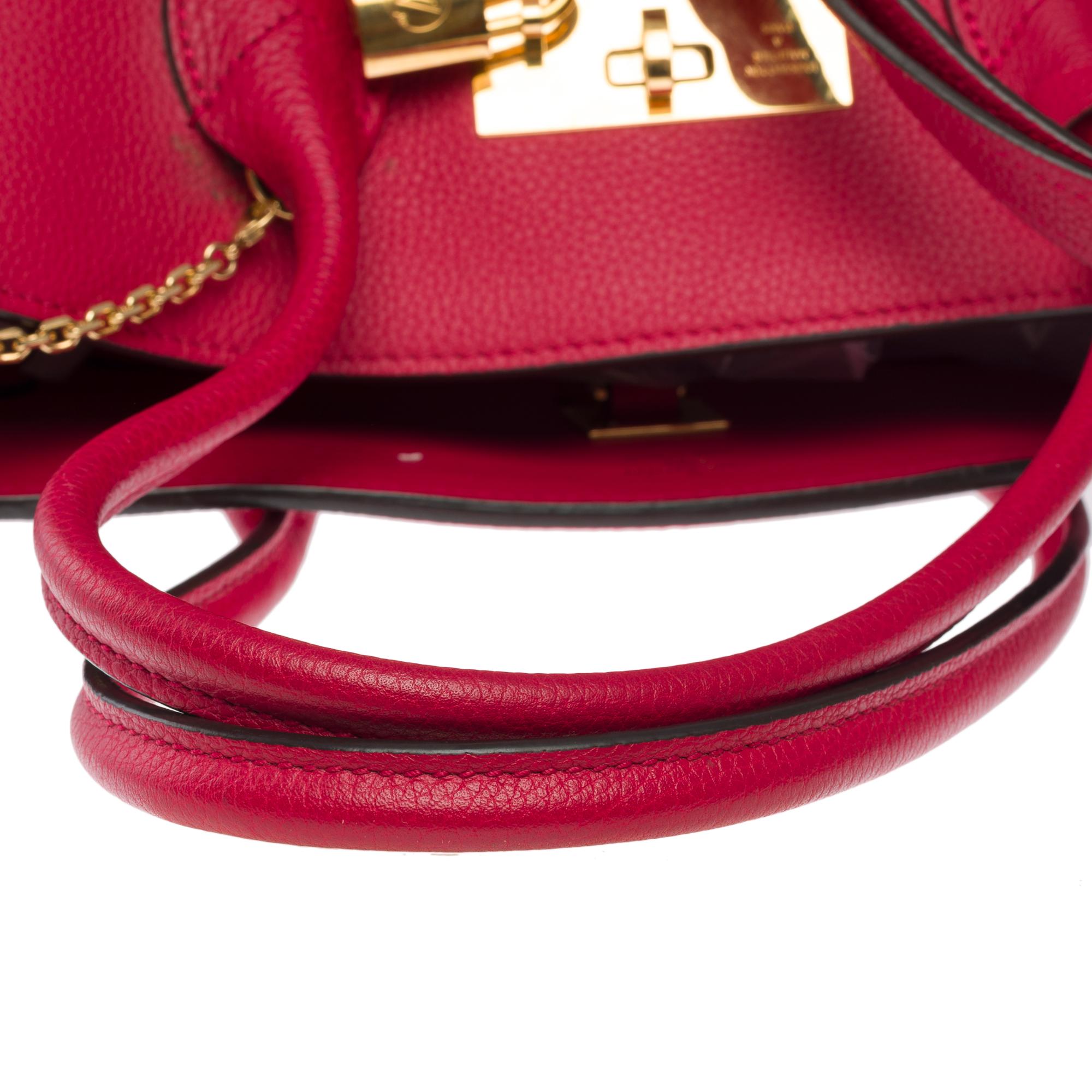 Lovely Louis Vuitton Milla MM handbag strap in Red Calf  leather, GHW For Sale 5
