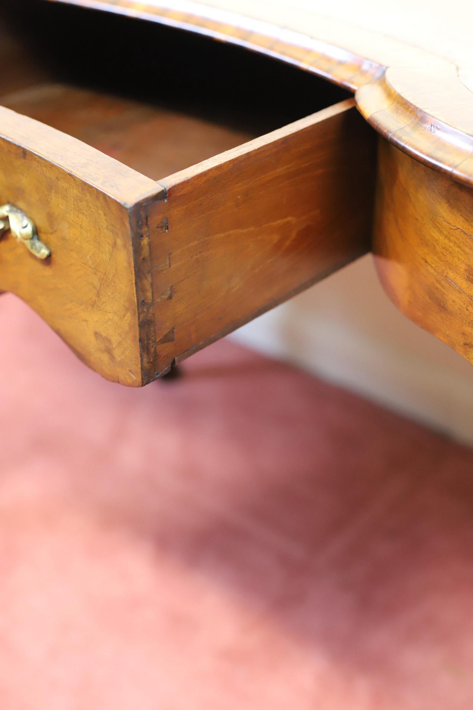 Brass Lovely Louis XV Style Kidney Shaped Writing Table For Sale