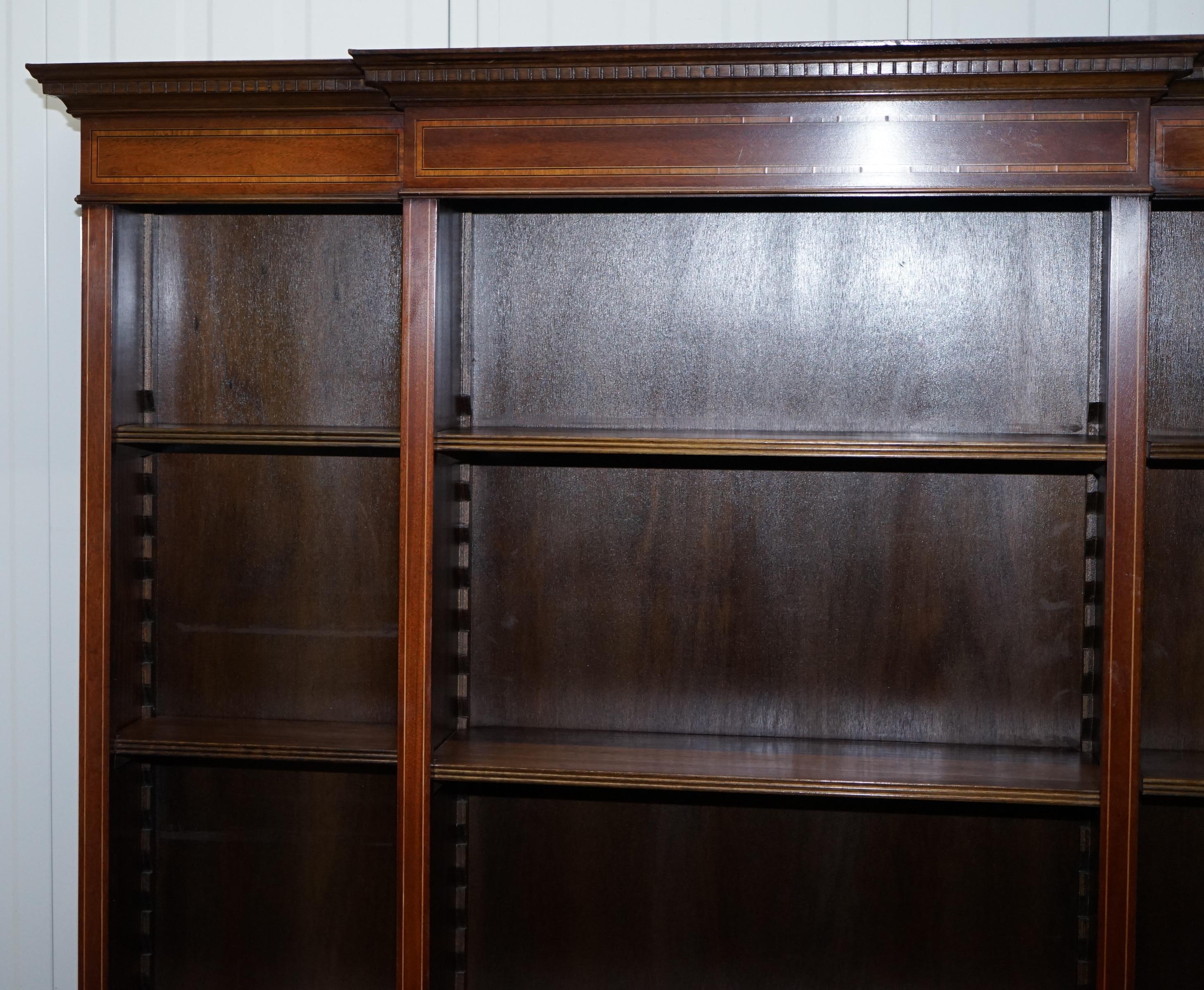 Hand-Crafted Lovely Mahogany Breakfront Library Bookcase with Adjustable Shelves Throughout