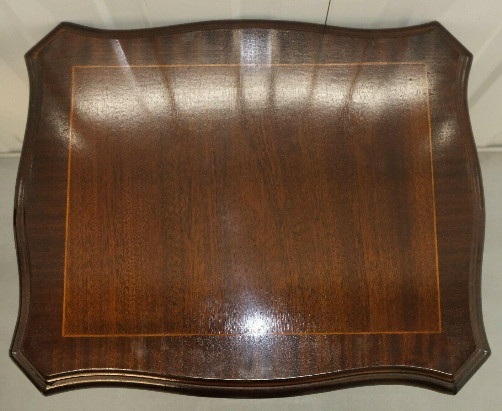 Lovely Hardwood Brown Set Nest of Tables on Cabriole Legs For Sale 3