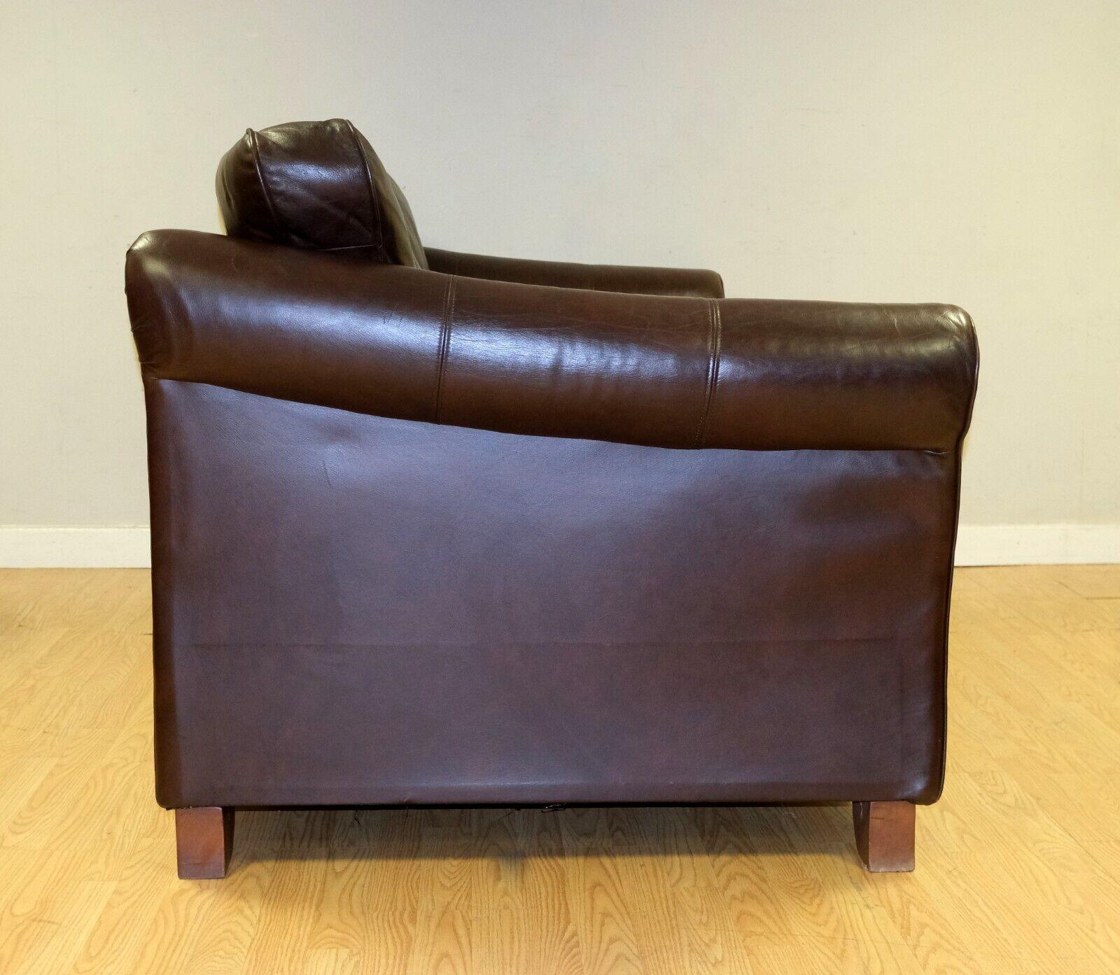 English Lovely Marks & Spencer Abbey Brown Leather Two Seater Sofa on Wooden Feet For Sale