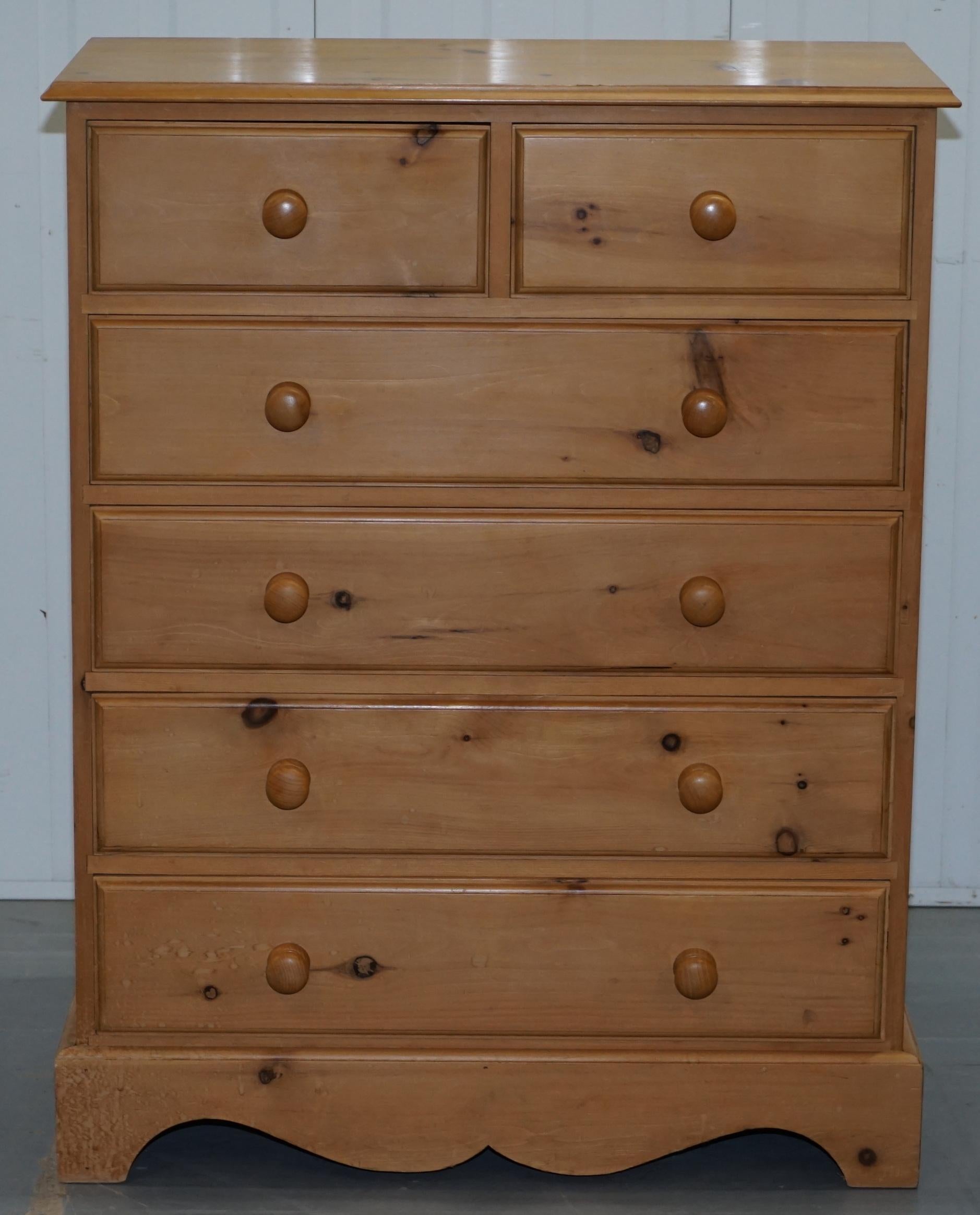 Lovely Matching Pair of 115cm Tall Solid Pine 6 Drawer Tall Chests of Drawers  4