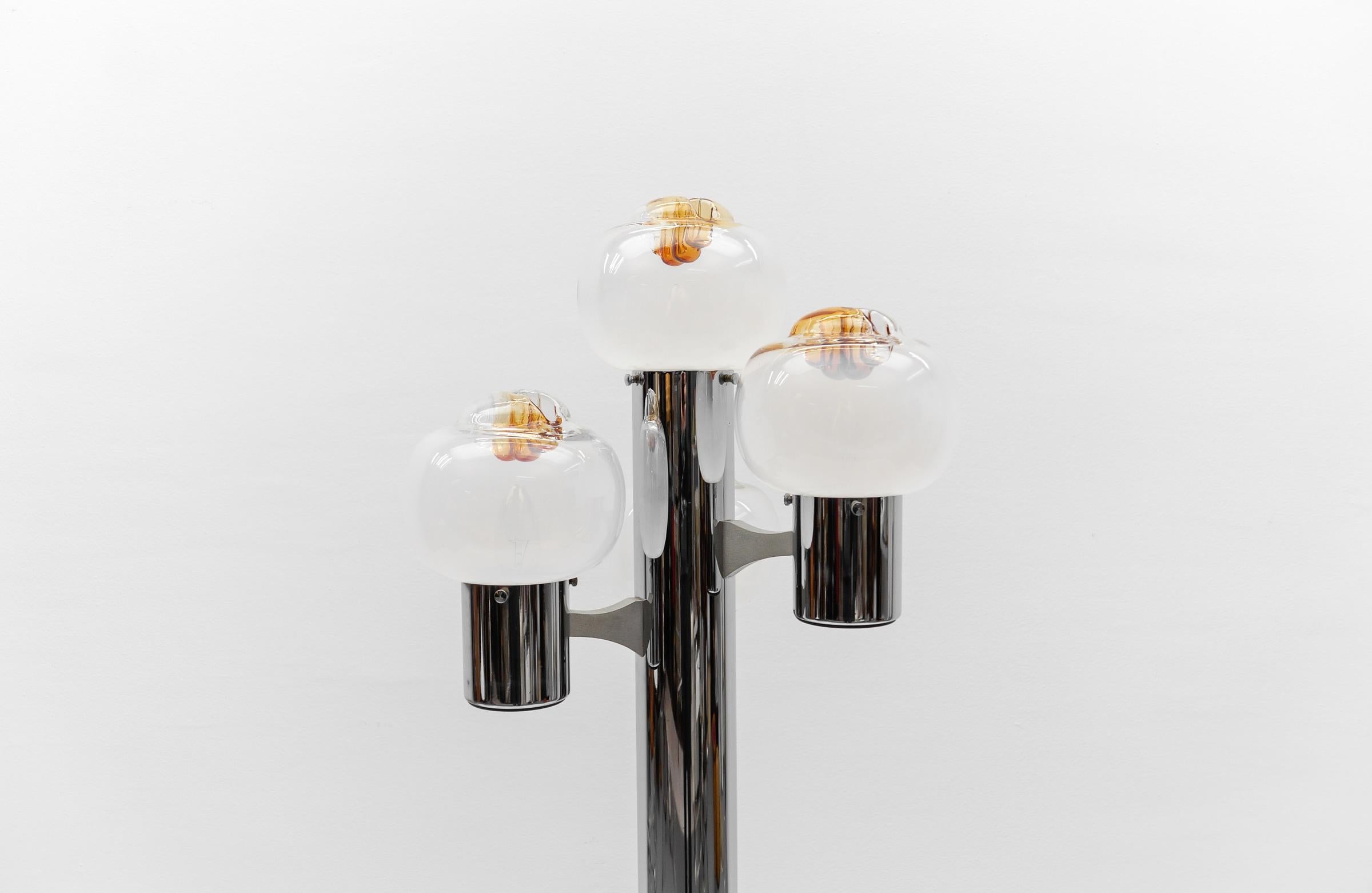 Lovely Mazzega Murano Glass Floor Lamp, 1960s Italy In Good Condition For Sale In Nürnberg, Bayern