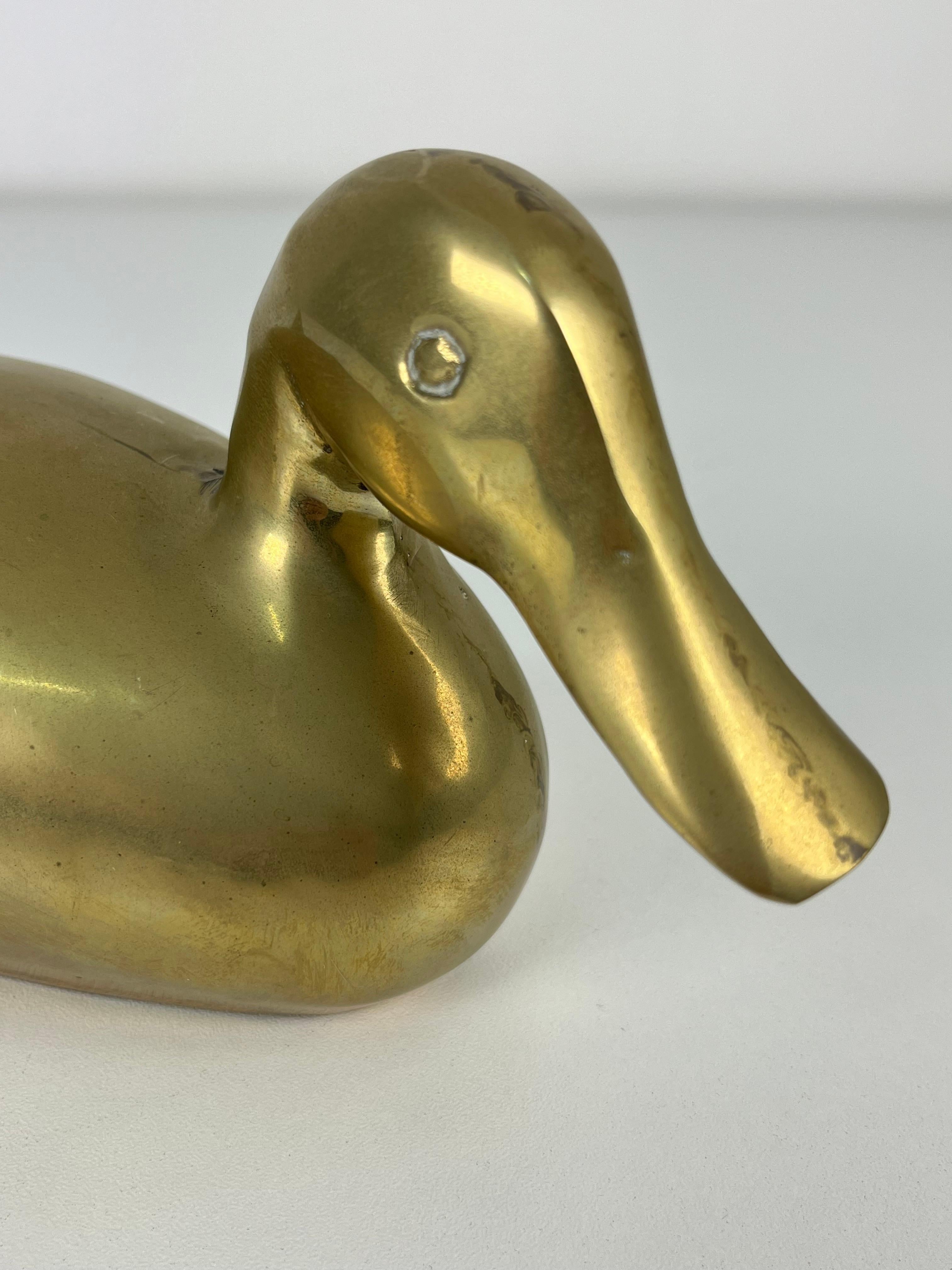 Italiano Graziosa anatra in ottone di metà secolo, Made in Italy  1960s in vendita
