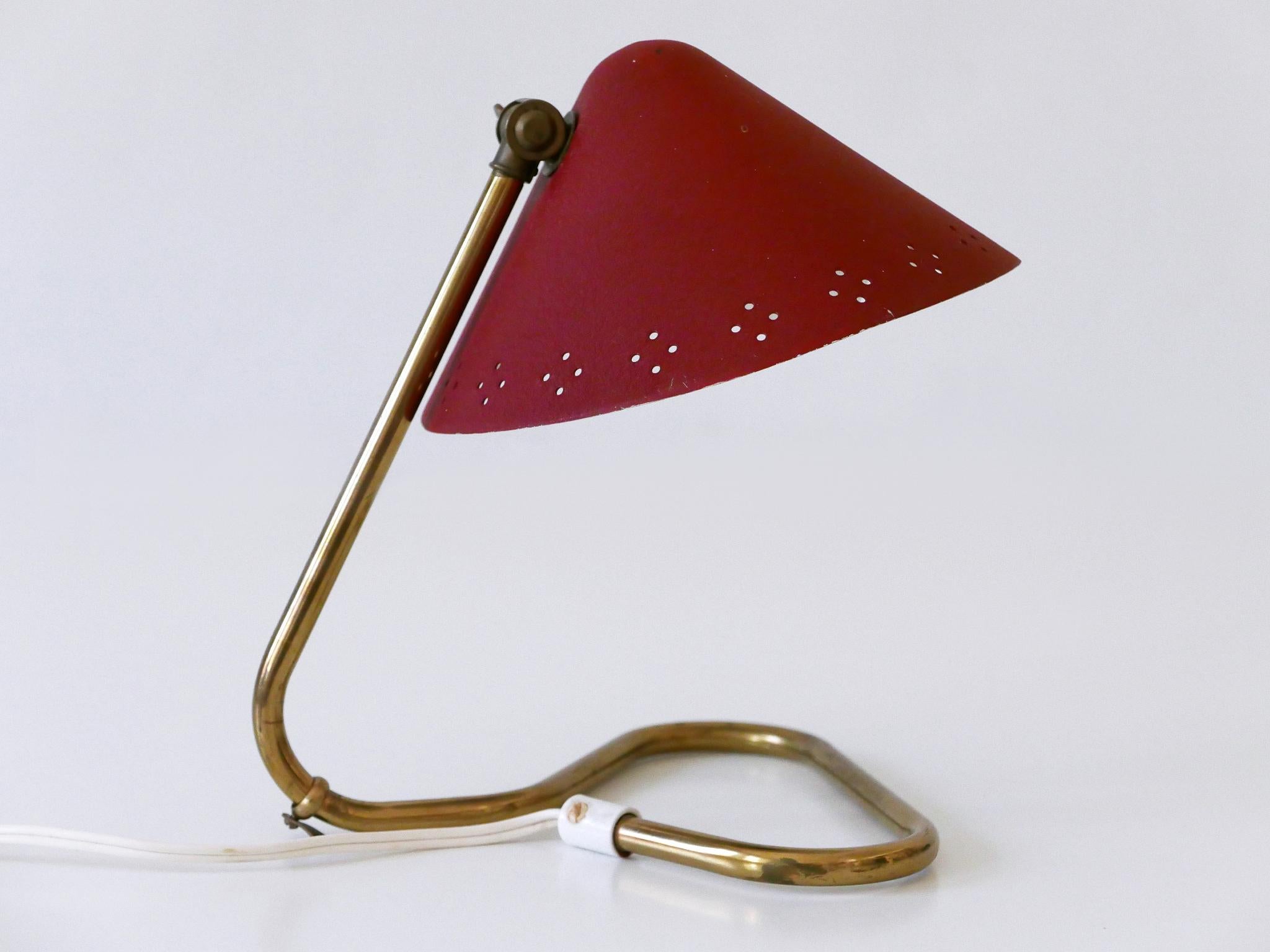 Lampe de table en laiton du milieu du siècle par Erik Wärnå pour Gnosjö Suède années 1950 en vente 3