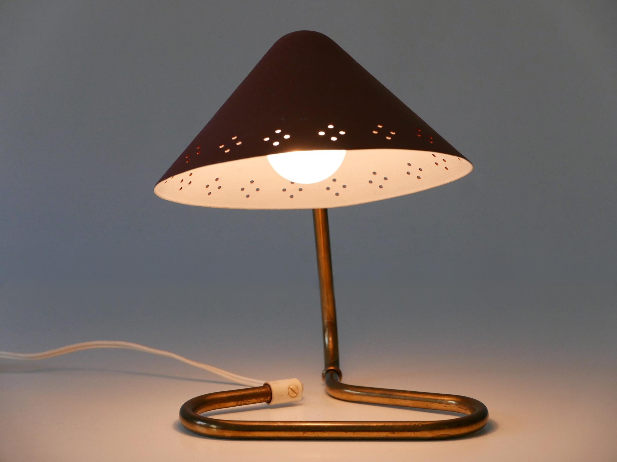 Lampe de table en laiton du milieu du siècle par Erik Wärnå pour Gnosjö Suède années 1950 en vente 3