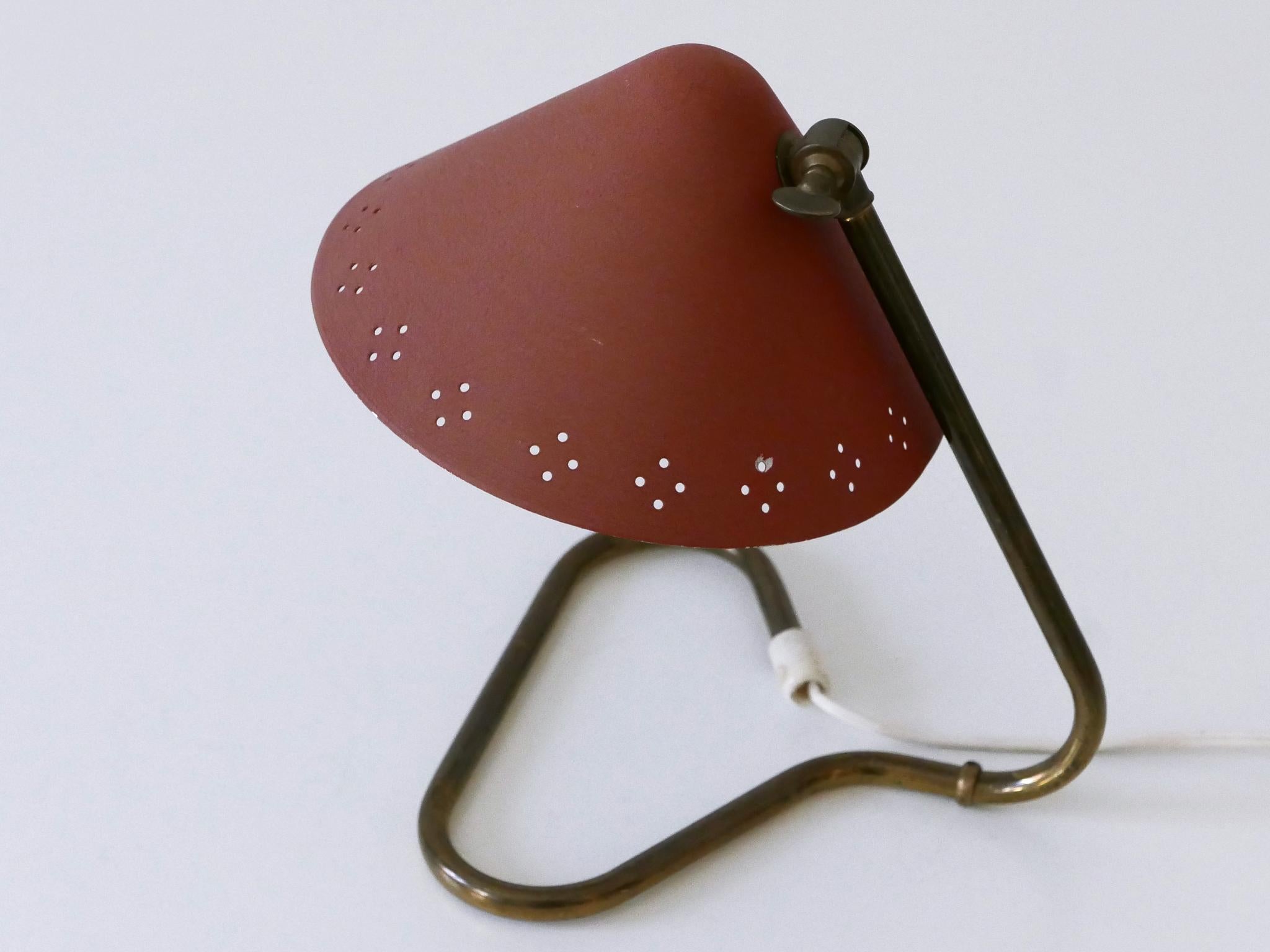 Lampe de table en laiton du milieu du siècle par Erik Wärnå pour Gnosjö Suède années 1950 en vente 6